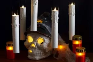 YFCJYBF 12 Stück Halloween Schwimmkerzen - Mit Zauberstab-Fernbedienung Flackernde LED Kerzen