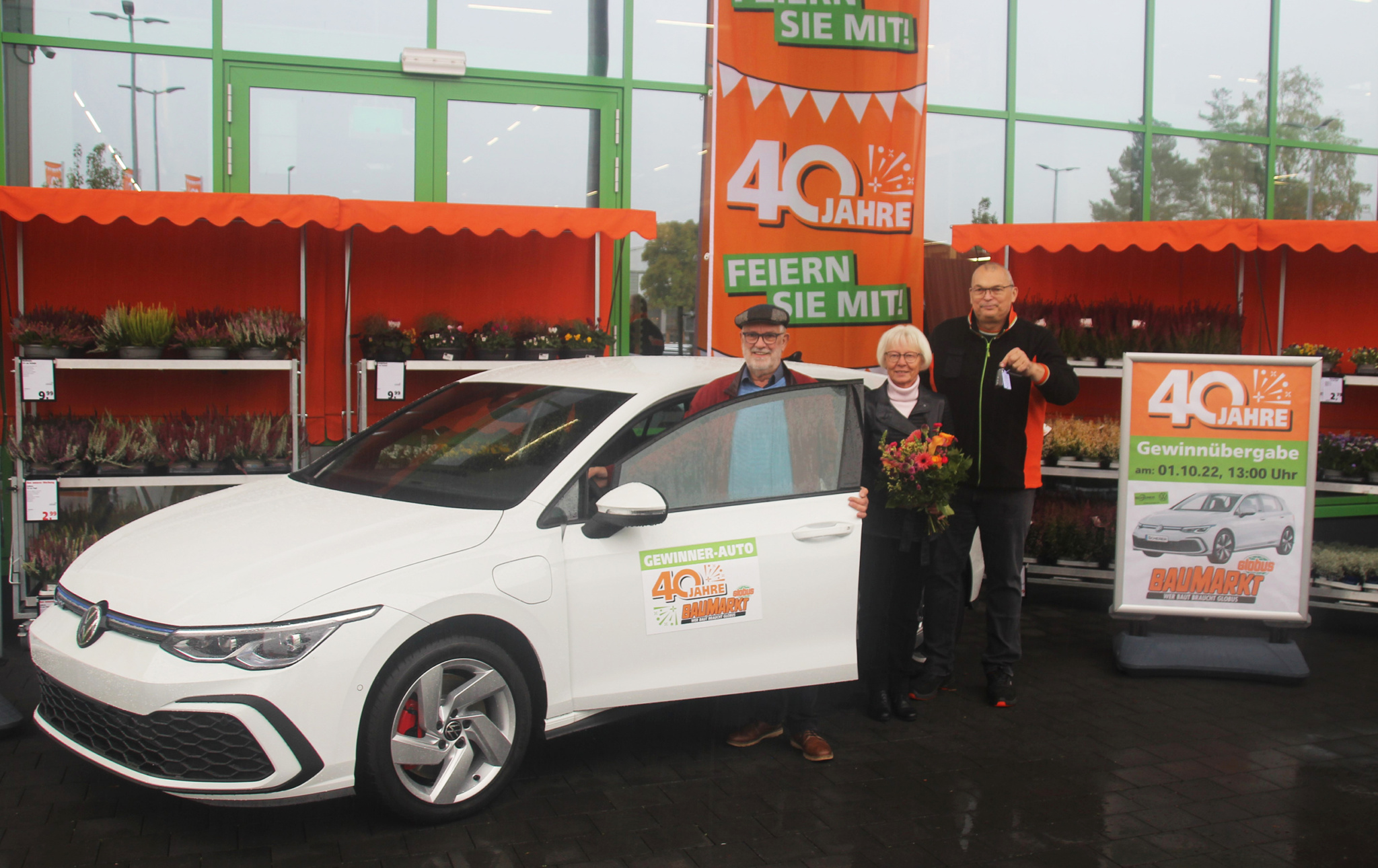 Erste Autoübergabe in Losheim GLOBUS BAUMARKT