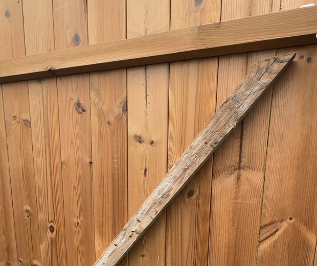 DIY-Anleitung Pflanztisch selber bauen. Anleitungsschritt 2.