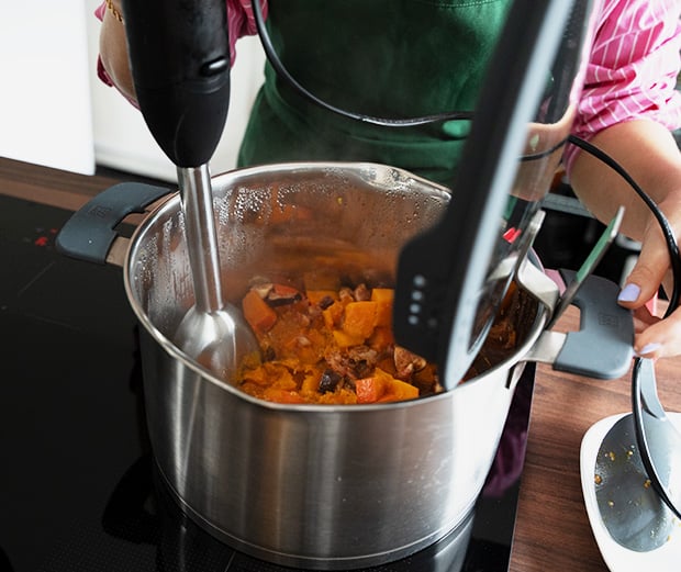 Herbstliche Marmeladen Rezepte zum Nachmachen. Zubereitung Schritt 3 Kürbis-Feigen-Honig Marmelade.