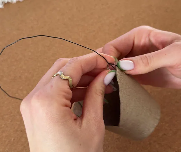 DIY-Idee: Frühlingsdeko selbermachen. Anleitungsschritt 2.