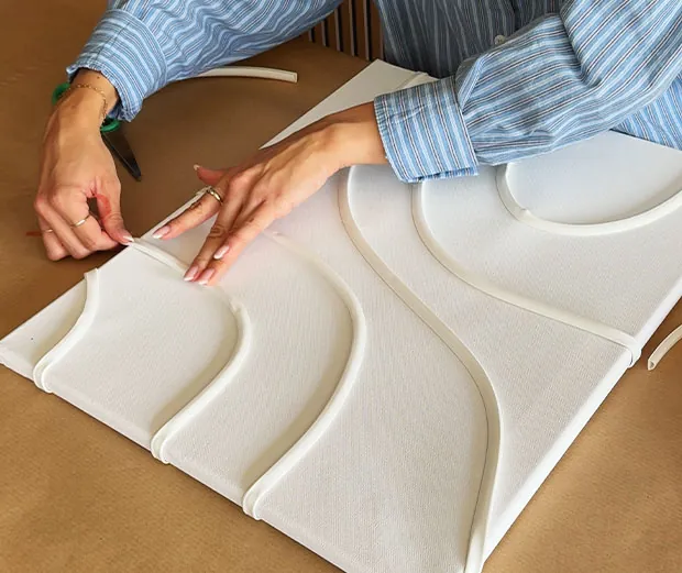 DIY-Idee: 3D-Leinwand basteln mit Universaldichtung. Schritt 2.