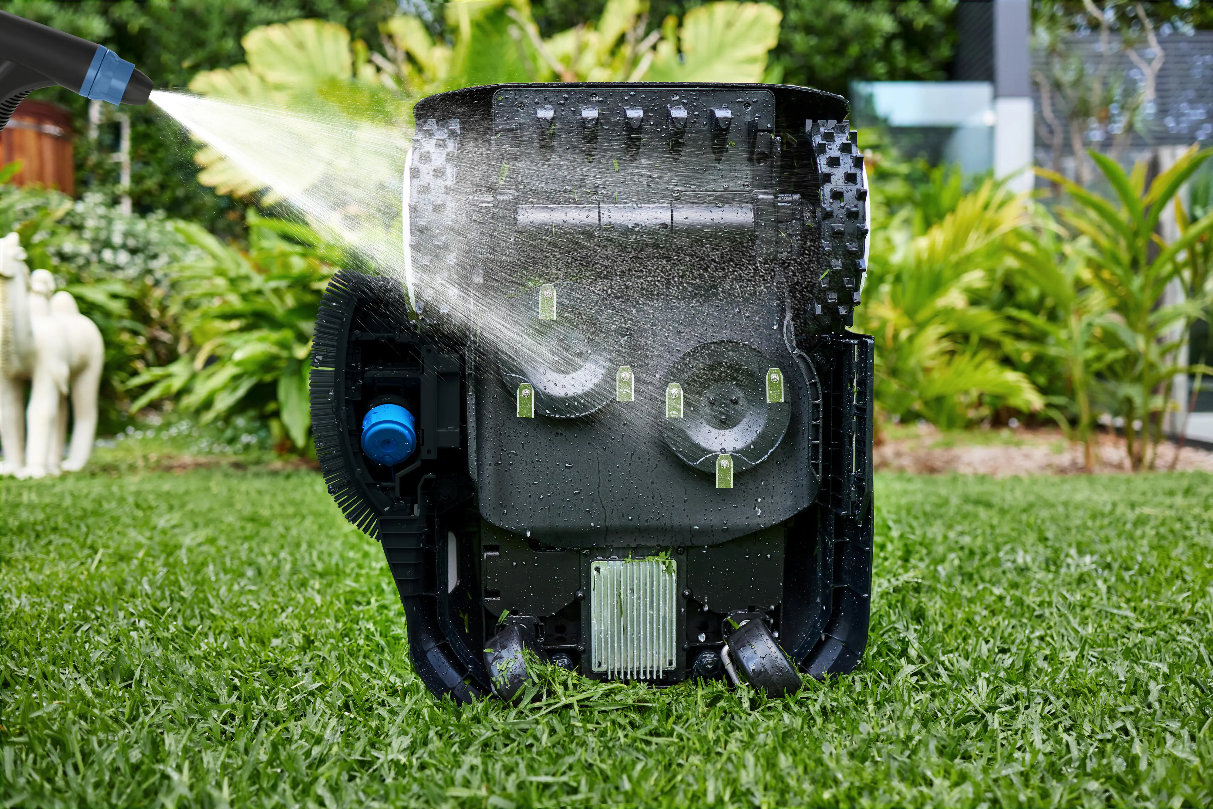 ECOVACS Mähroboter GOAT A3000 LiDAR Pro - 33 cm Schnittbreite 3000 m² 32 V