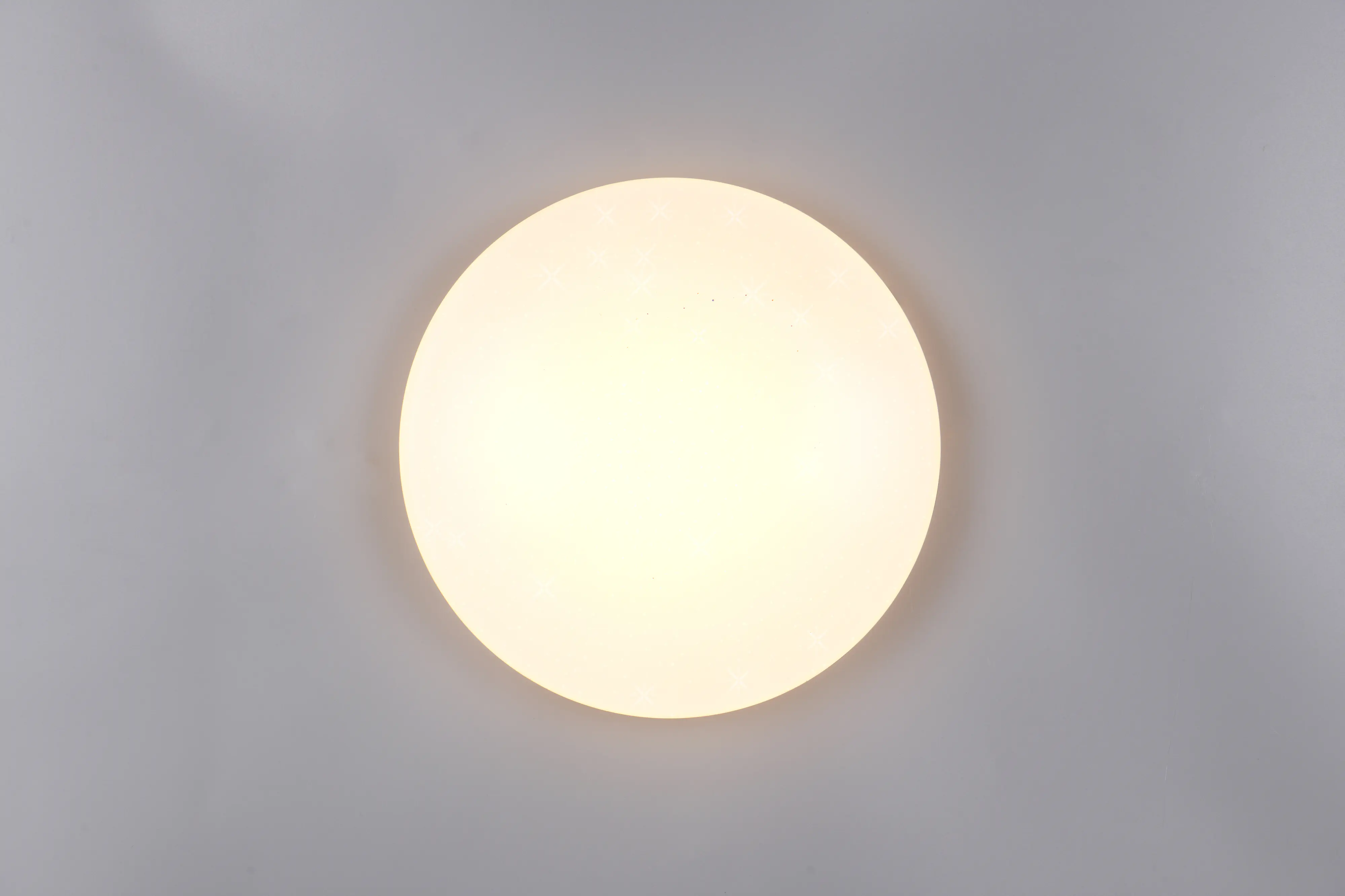 Trio LED-Deckenleuchte Pollux mit Bewegungsmelder Ø 37 x 8,5 cm warmweiß weiß