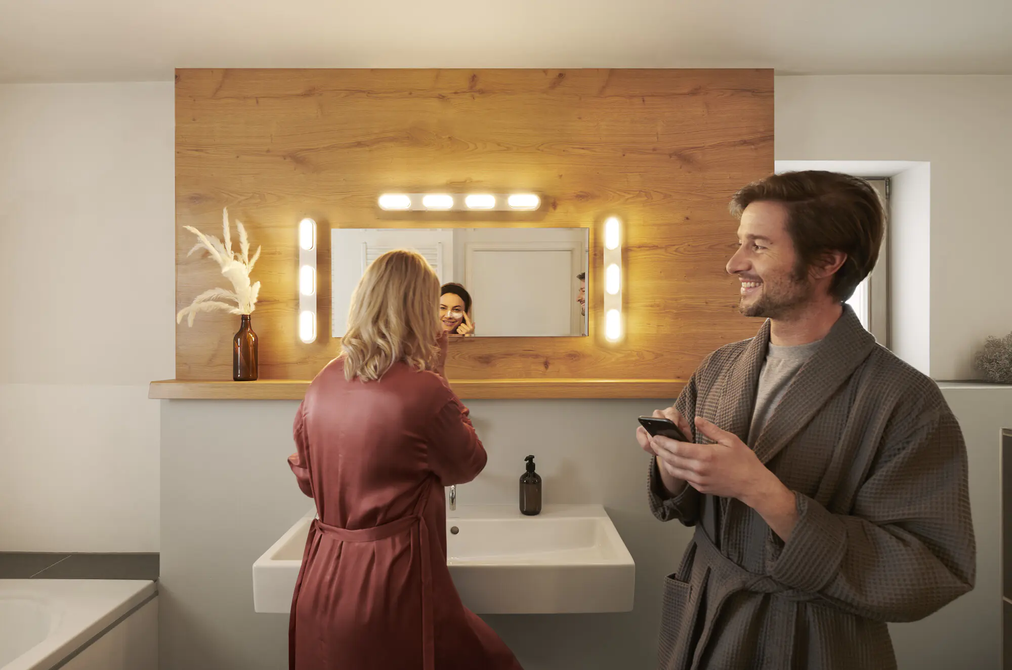 Ledvance Smart+ LED Badleuchte Orbis Duplo silber 57,5 x 6 cm 27 W dimmbar