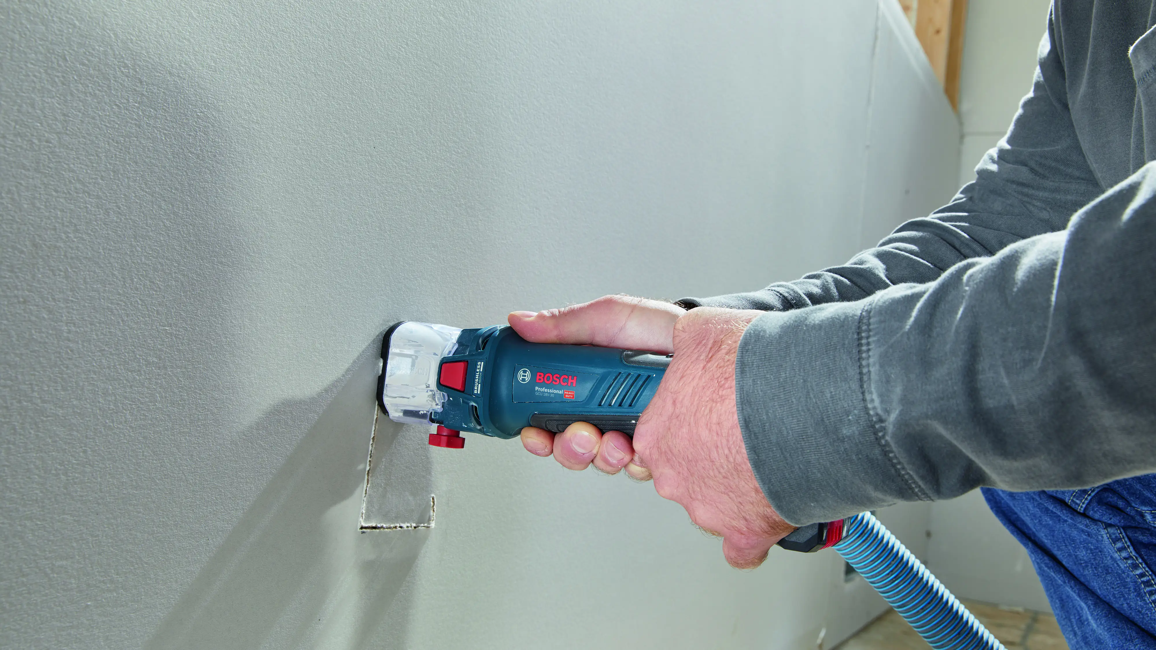 Bosch Professional Akku-Trockenbaufräse GCU 18V-30, ohne Akku und Ladegerät