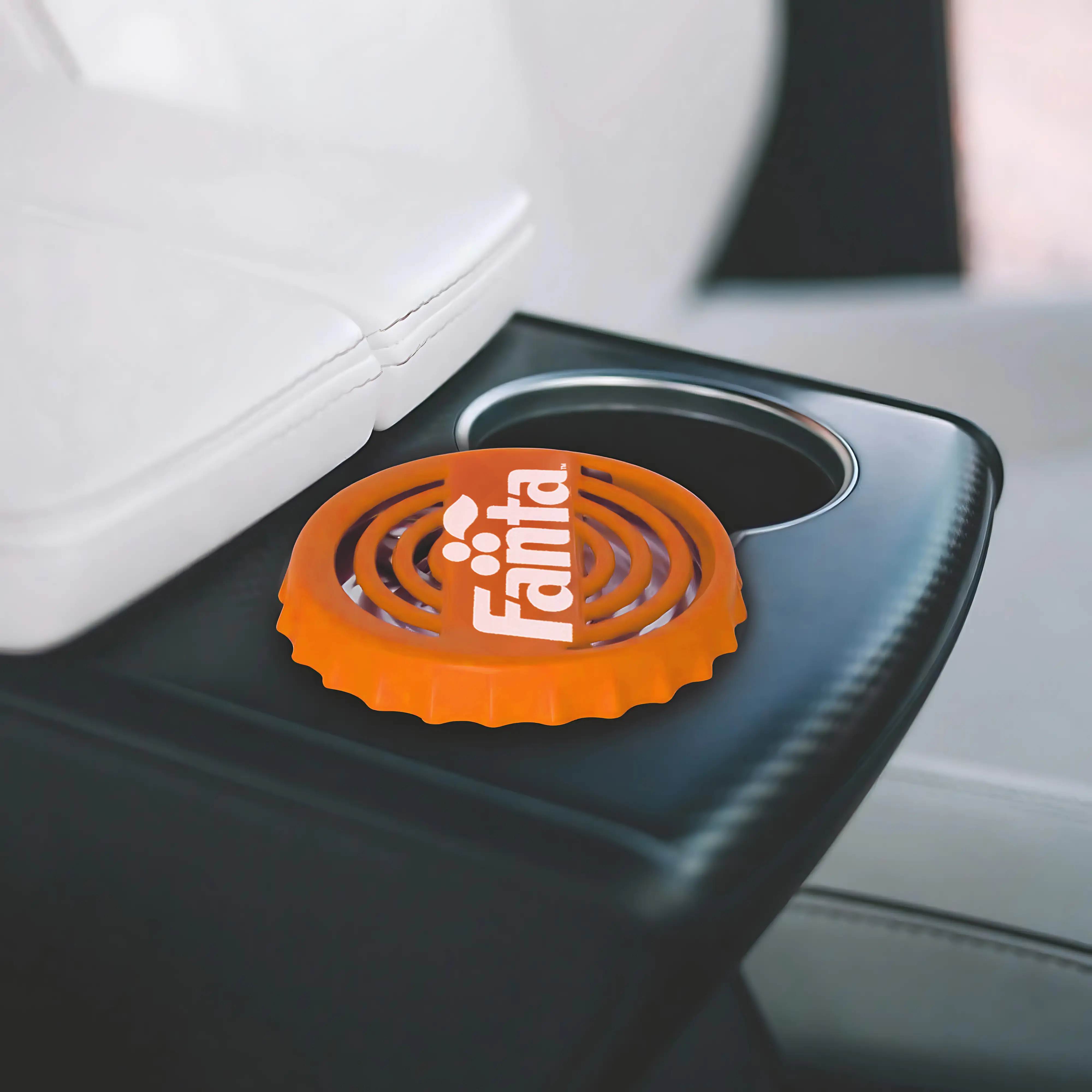 Lufrischer airflair Fanta ICONIC Orange