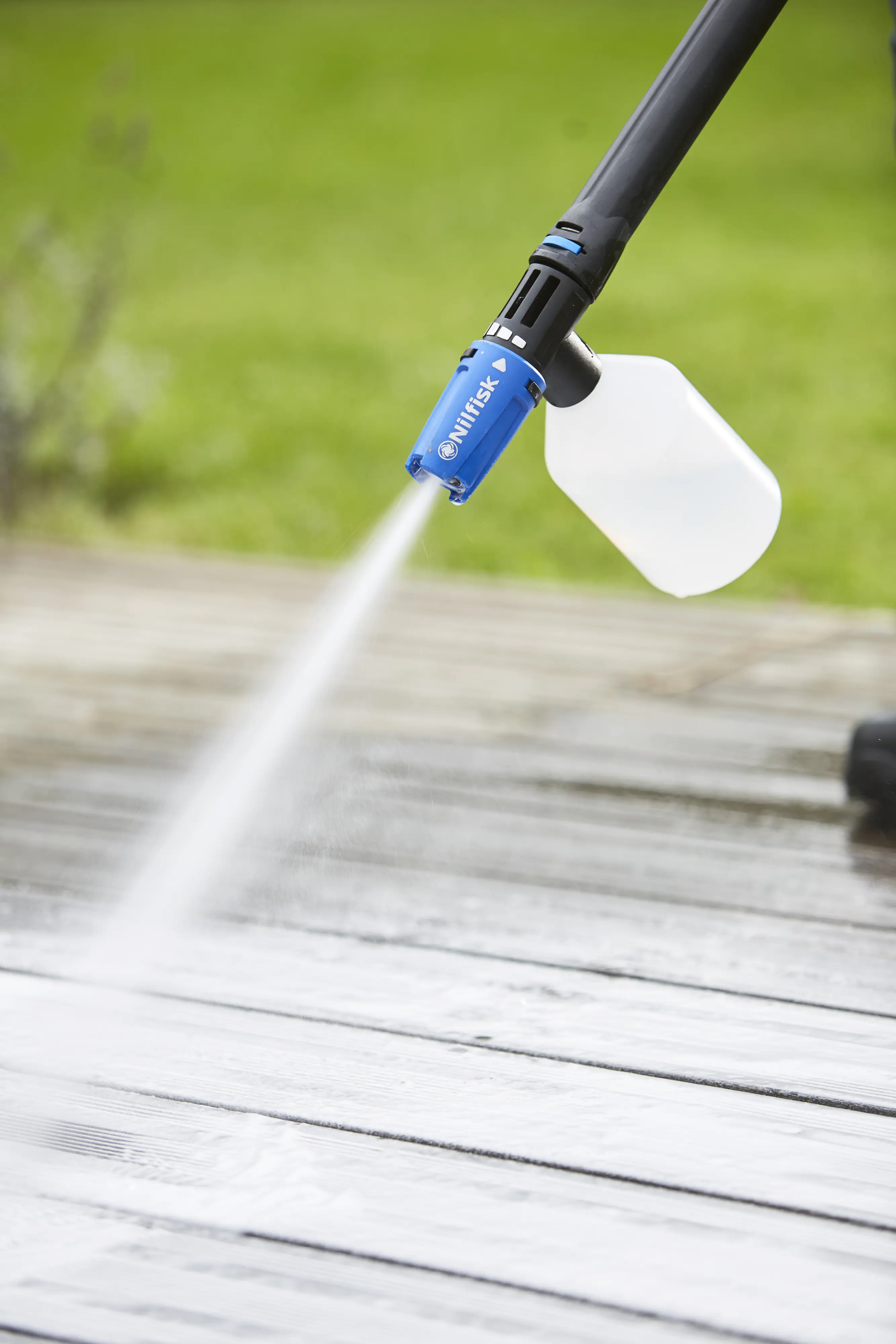 Nilfisk Stein- & Holzreiniger 2,5 L Nilfisk Stein- & Holzreiniger 2,5 L