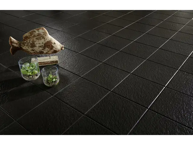 Kann Terrassenplatte Sincera 40 x 40 x 3,8 cm anthrazit Kann Terrassenplatte Sincera 40 x 40 x 3,8 cm anthrazit