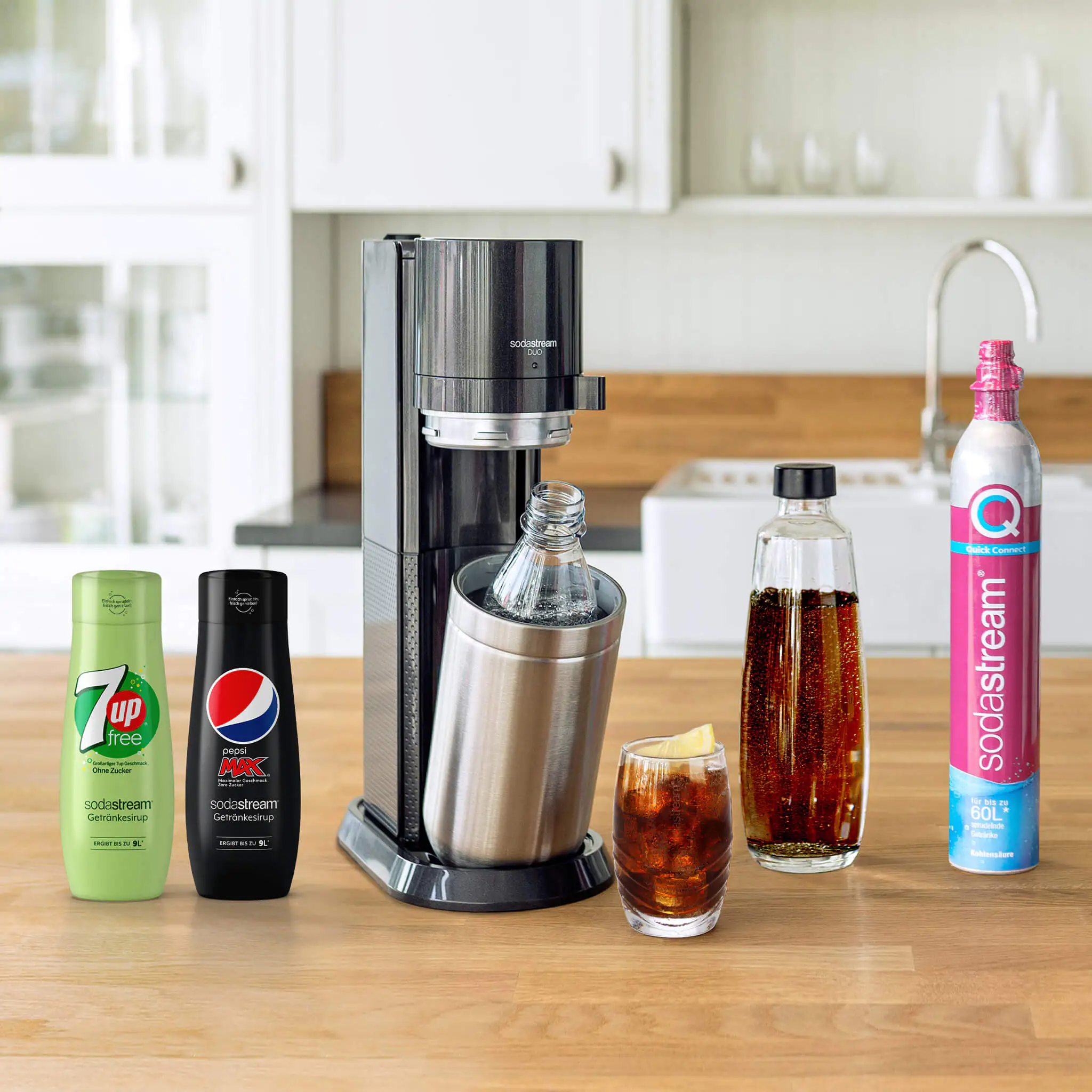 Sodastream Trinkwassersprudler Duo schwarz für Glas- und PET-Flasche Sodastream Trinkwassersprudler Duo schwarz für Glas- und PET-Flasche