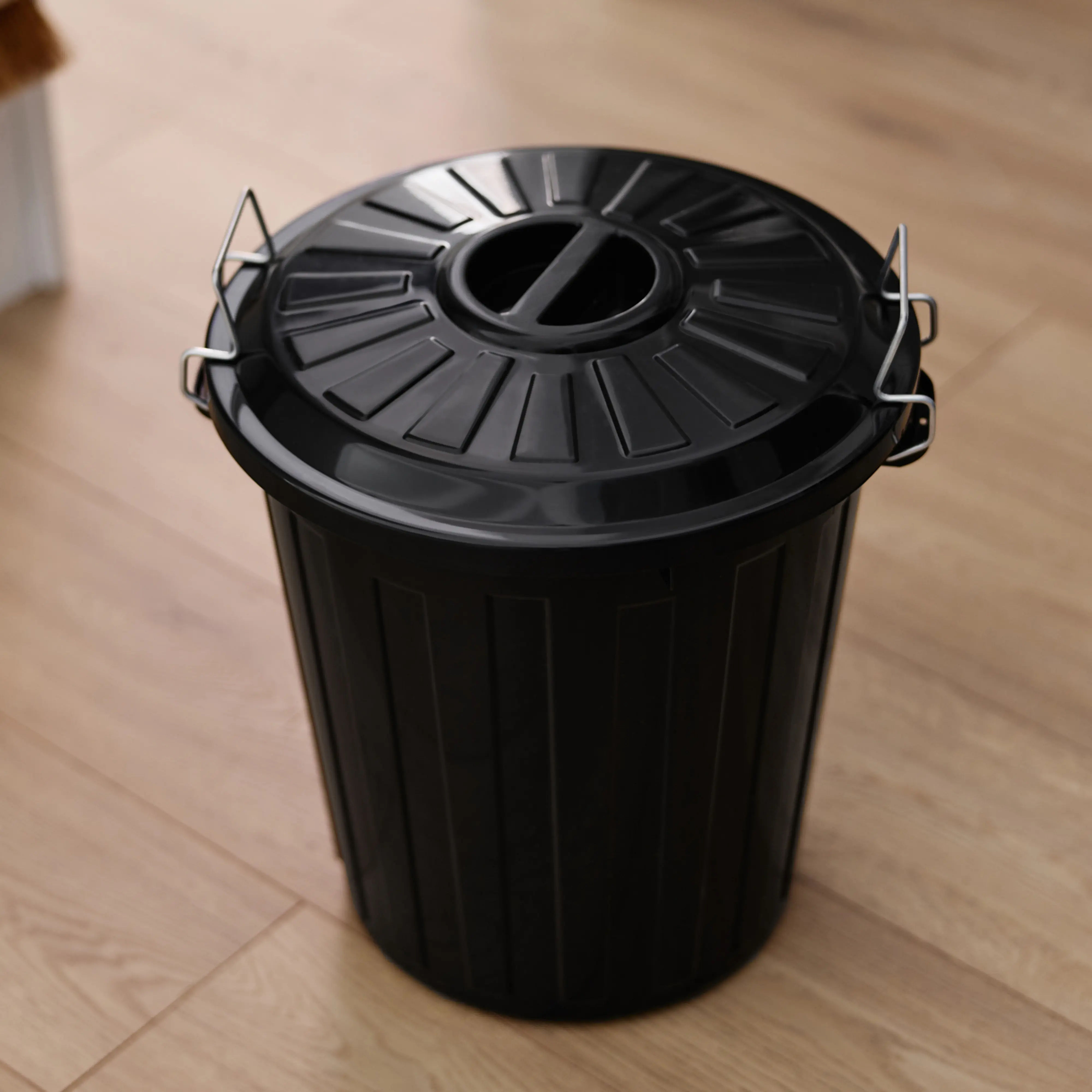 Rotho Universaltonne Basic 25 L