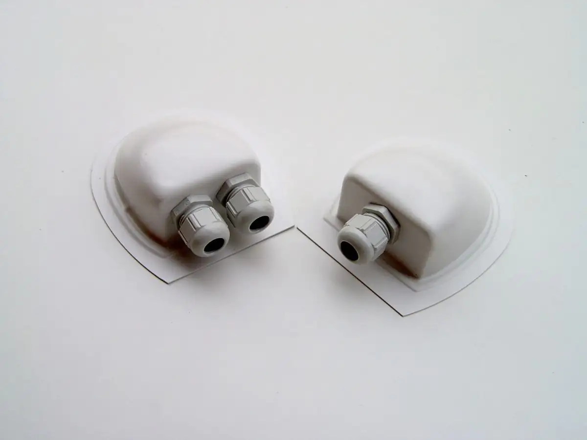 Sunset Kabeldurchführung doppelt inkl. PG-Verschraubung