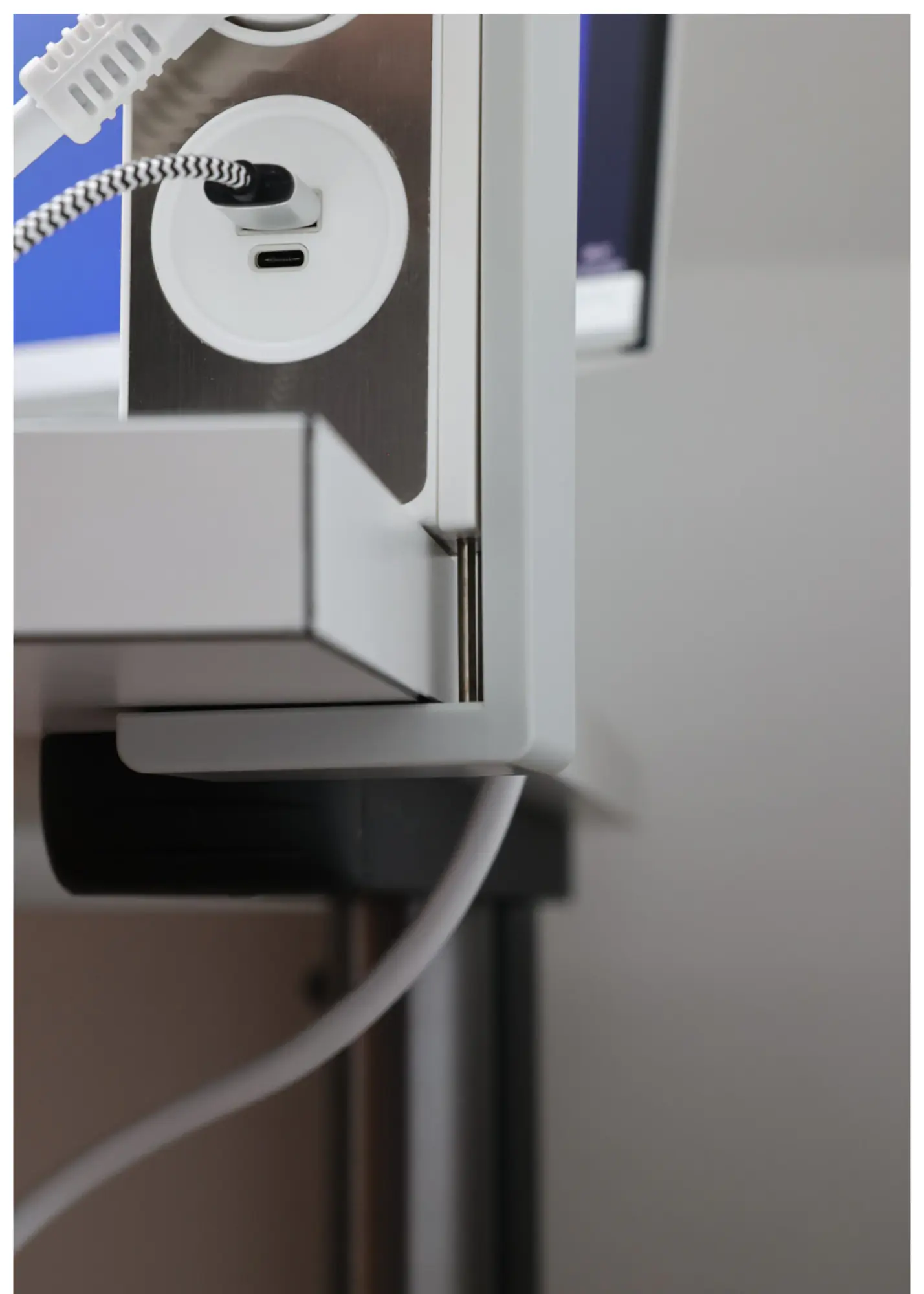 Unitec Tischsteckdose 2-fach inkl. 2x USB A/C 1,4 m