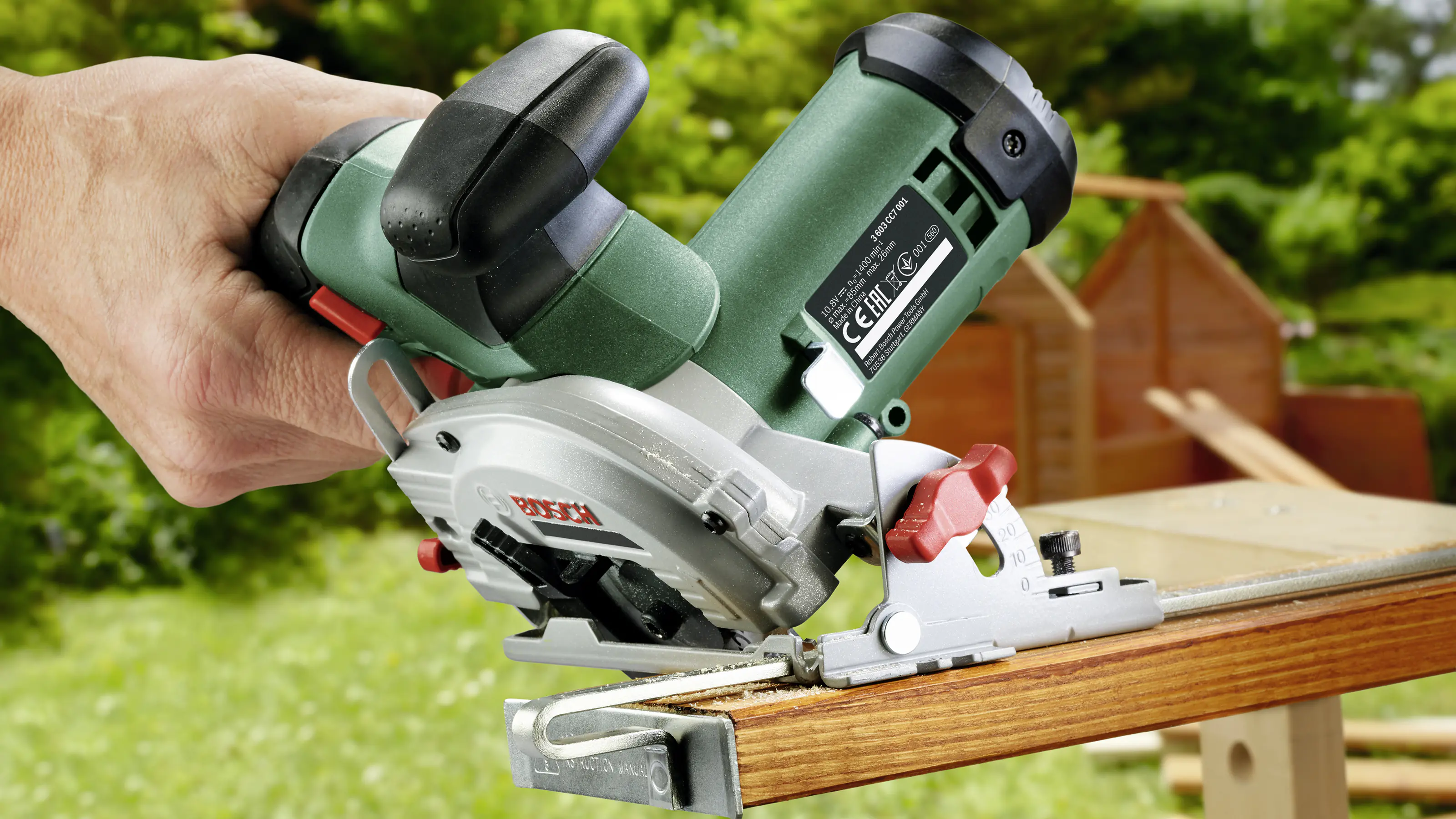 Bosch Akku-Kreissäge UniversalCirc 12 V Bosch Akku-Kreissäge UniversalCirc 12 V
