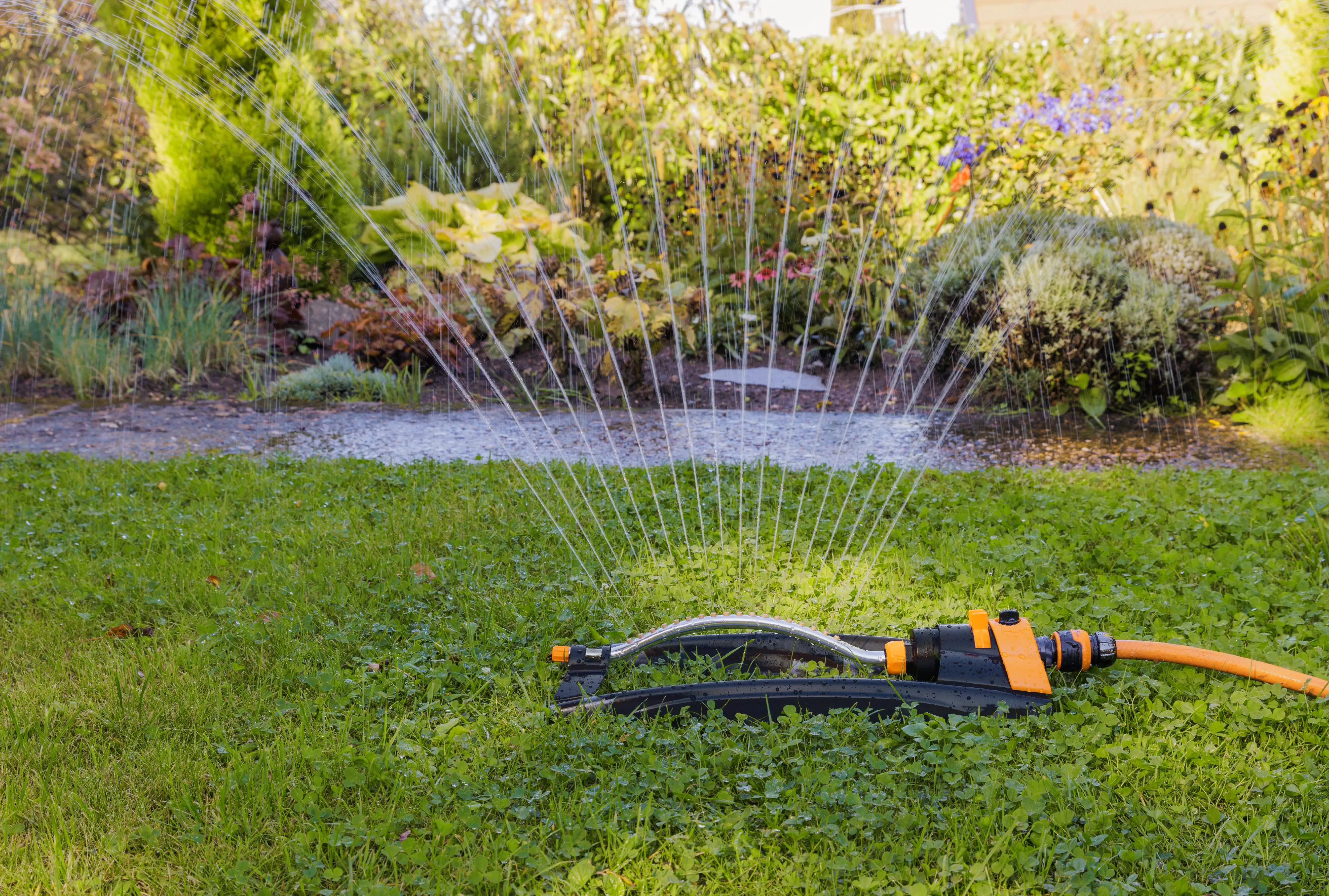 Primaster Metall Viereckregner Beregnungsfläche bis max. 56 m²