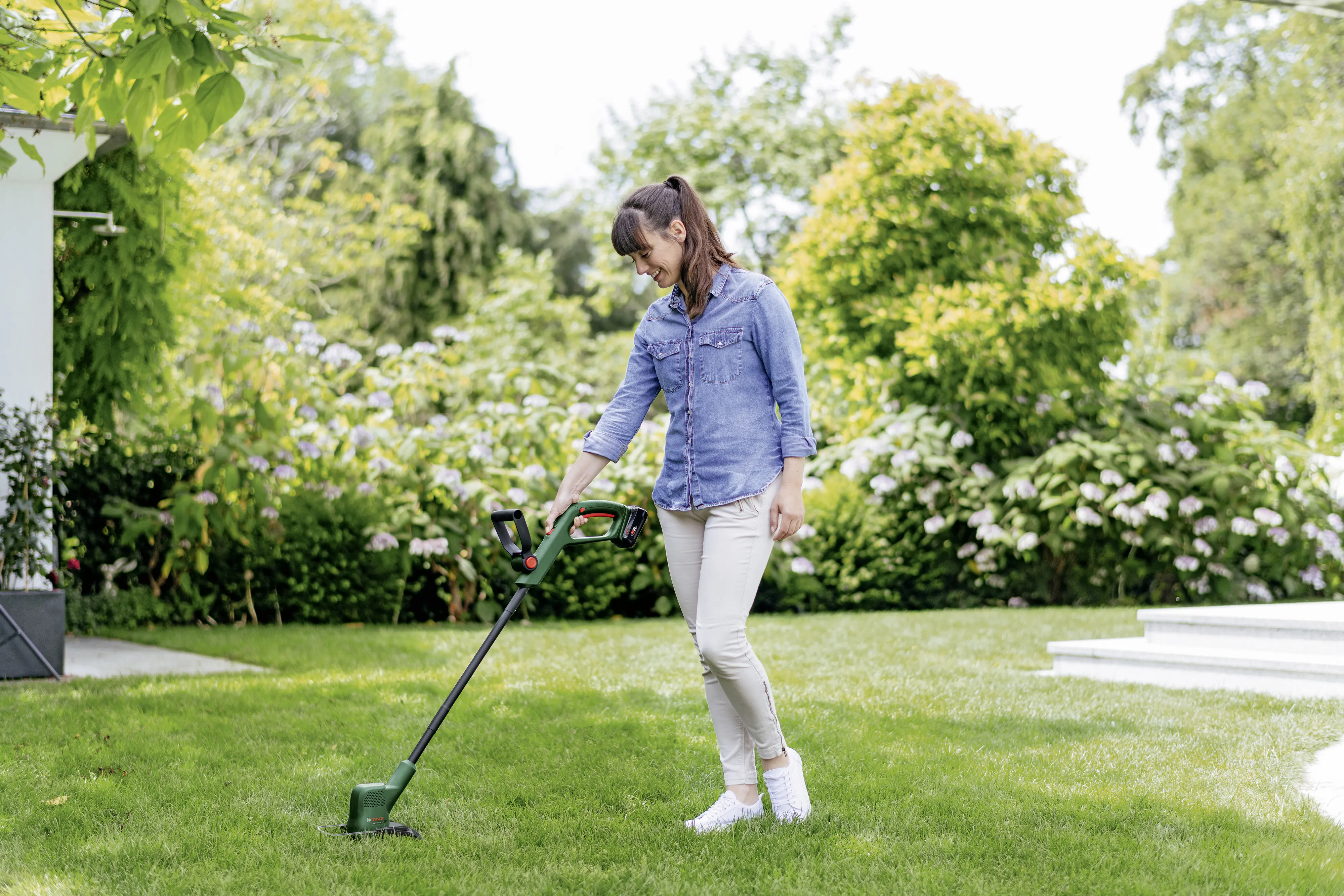 Bosch Akku-Rasentrimmer EasyGrassCut 18V-26 Solo