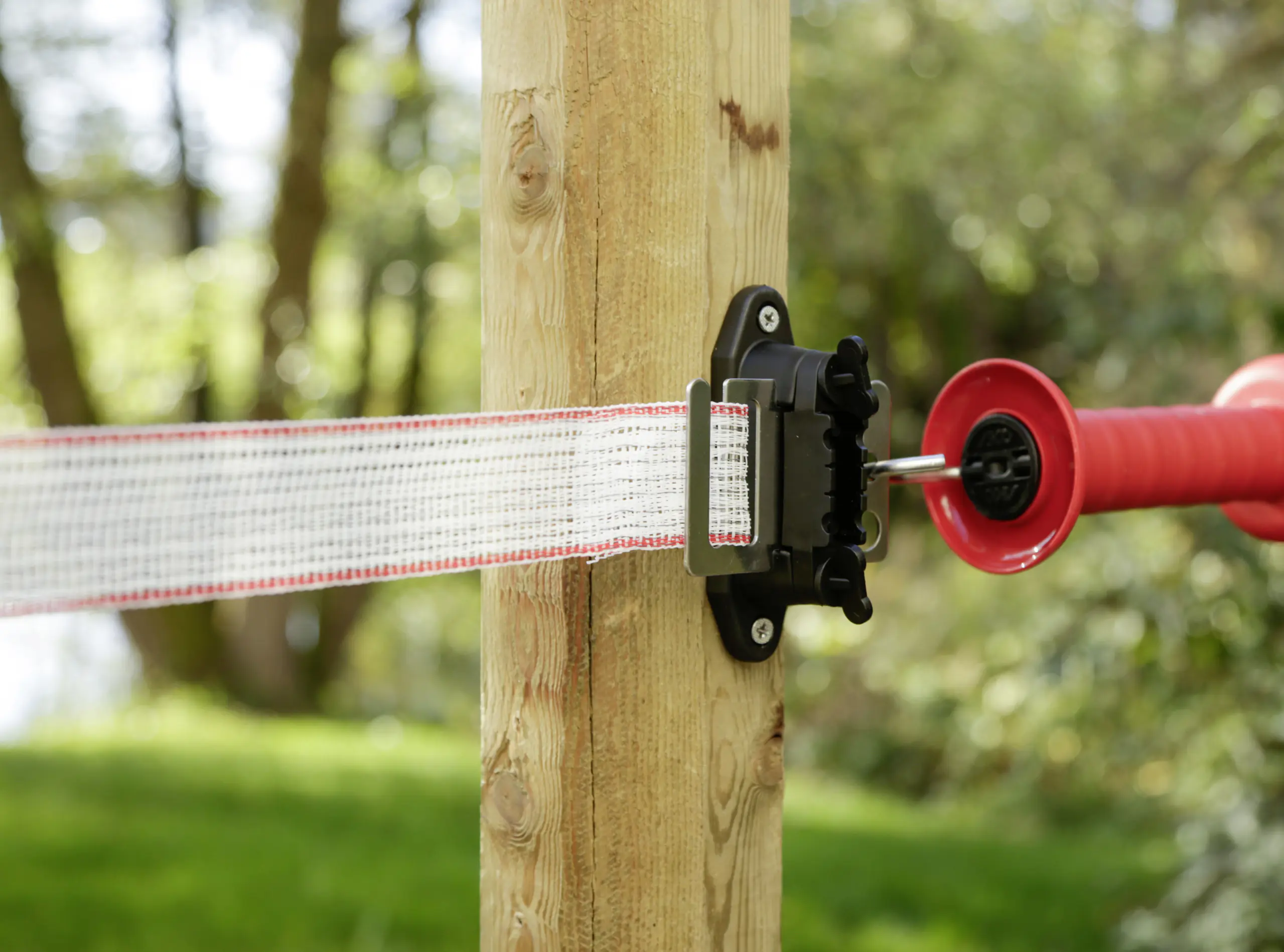 Kerbl Bandtorgriffisolator Profi Niroplatte, schwarz