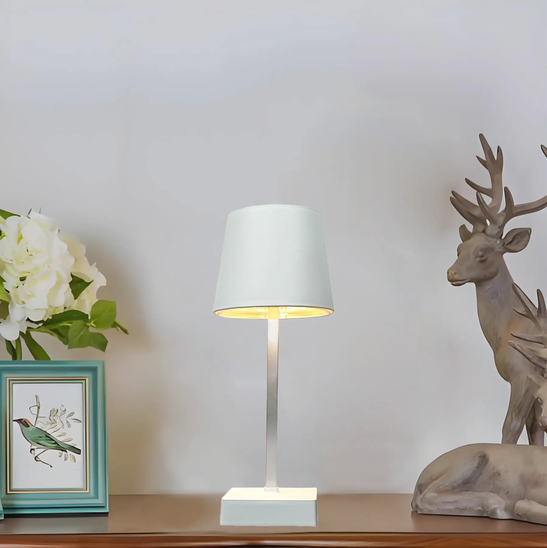 LED Tischleuchte Joy weiß mit Akku