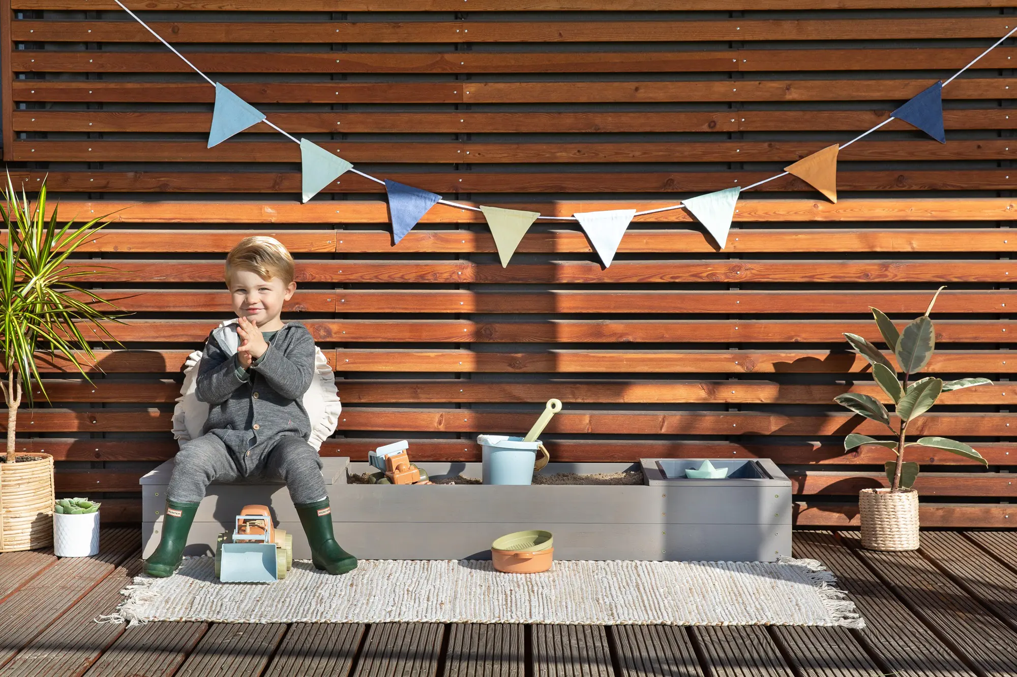 Muddy Buddy Sandkasten Space Saver 150 x 45 x 20 cm Muddy Buddy Sandkasten Space Saver 150 x 45 x 20 cm