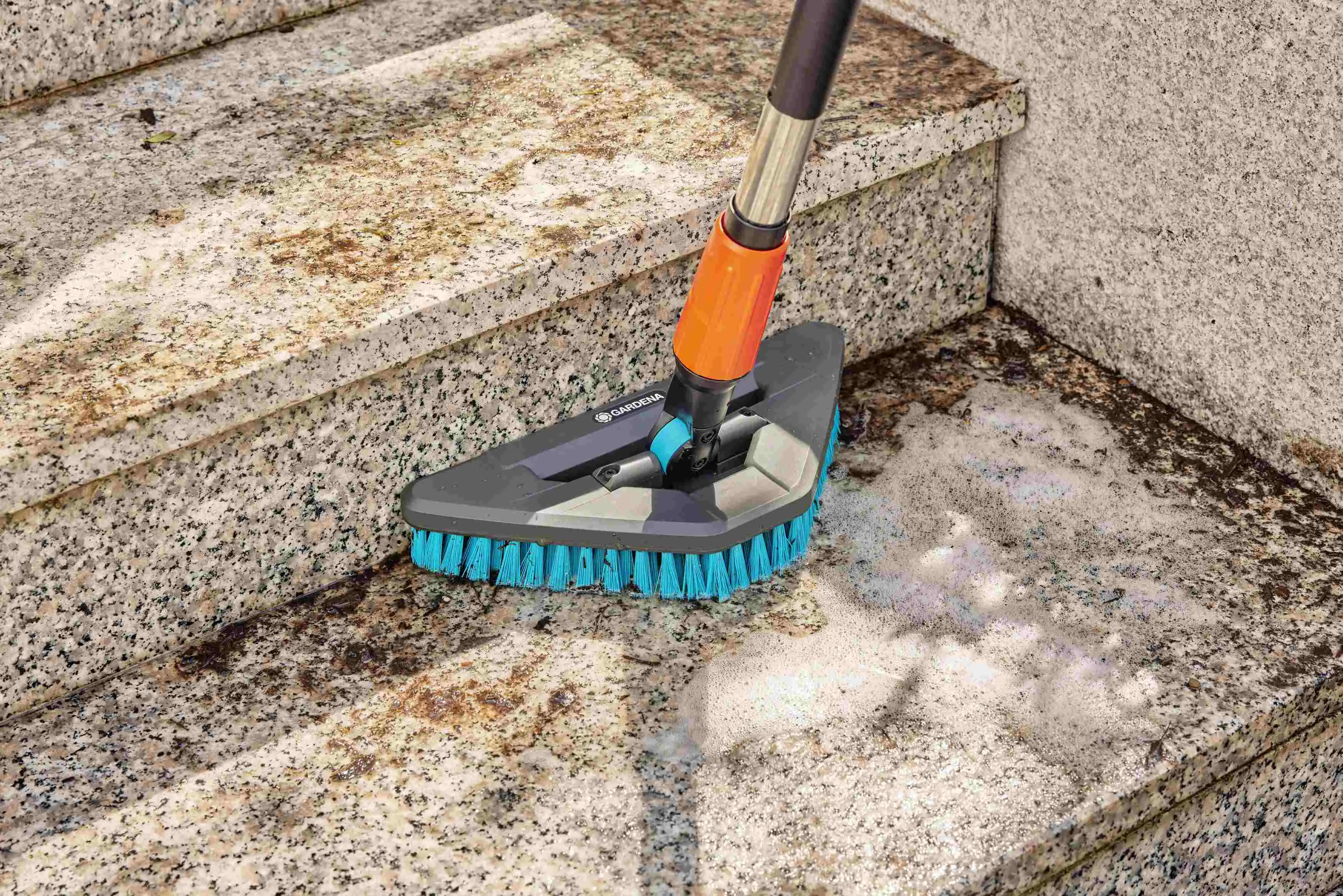 Gardena Cleansystem Stielbürste hard flex 28 cm