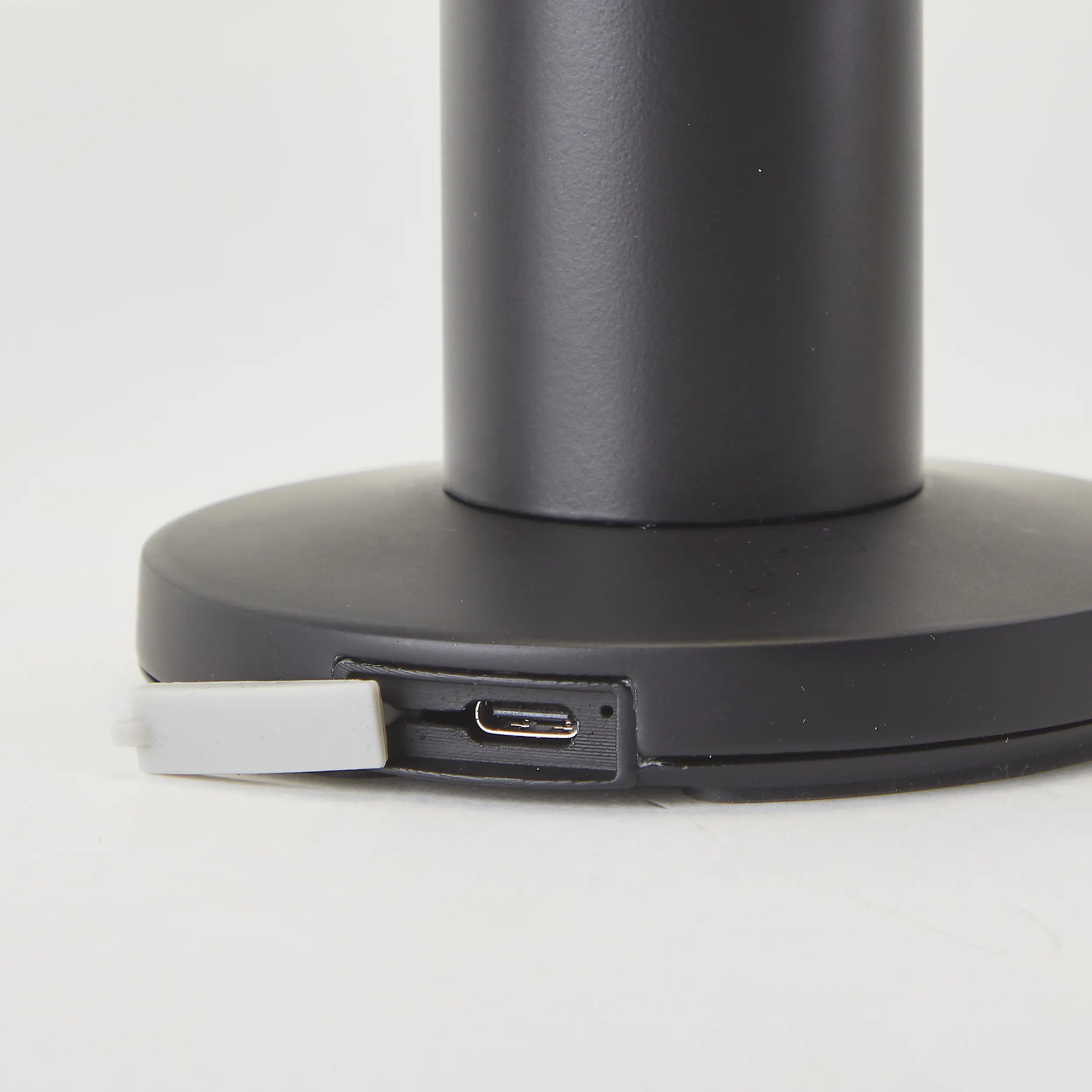 Brilliant Solar-Außentischleuchte Magua 2W neutralweiß Brilliant Solar-Außentischleuchte Magua 2W neutralweiß