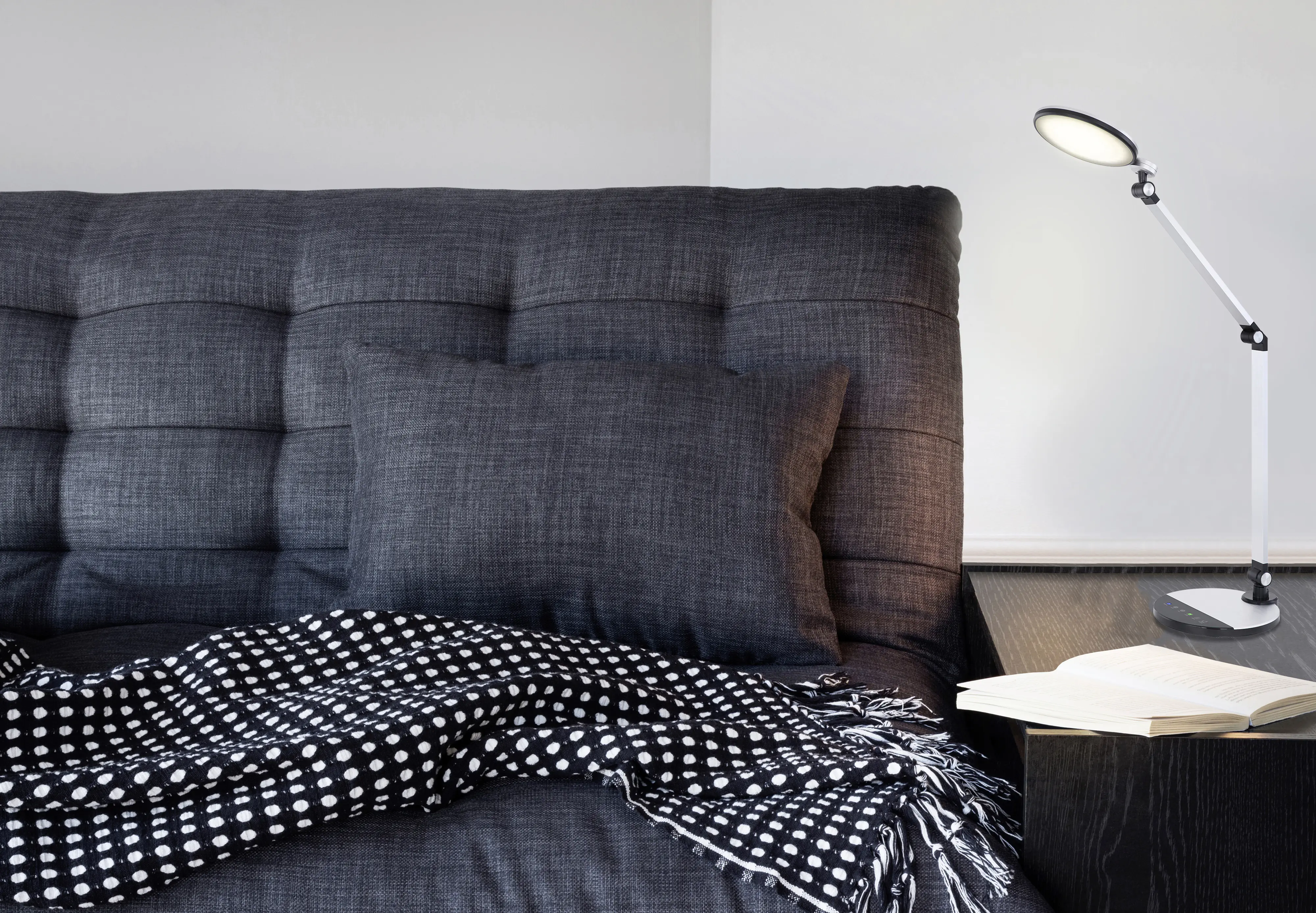 Globo LED CCT Tischleuchte Konsti schwarz