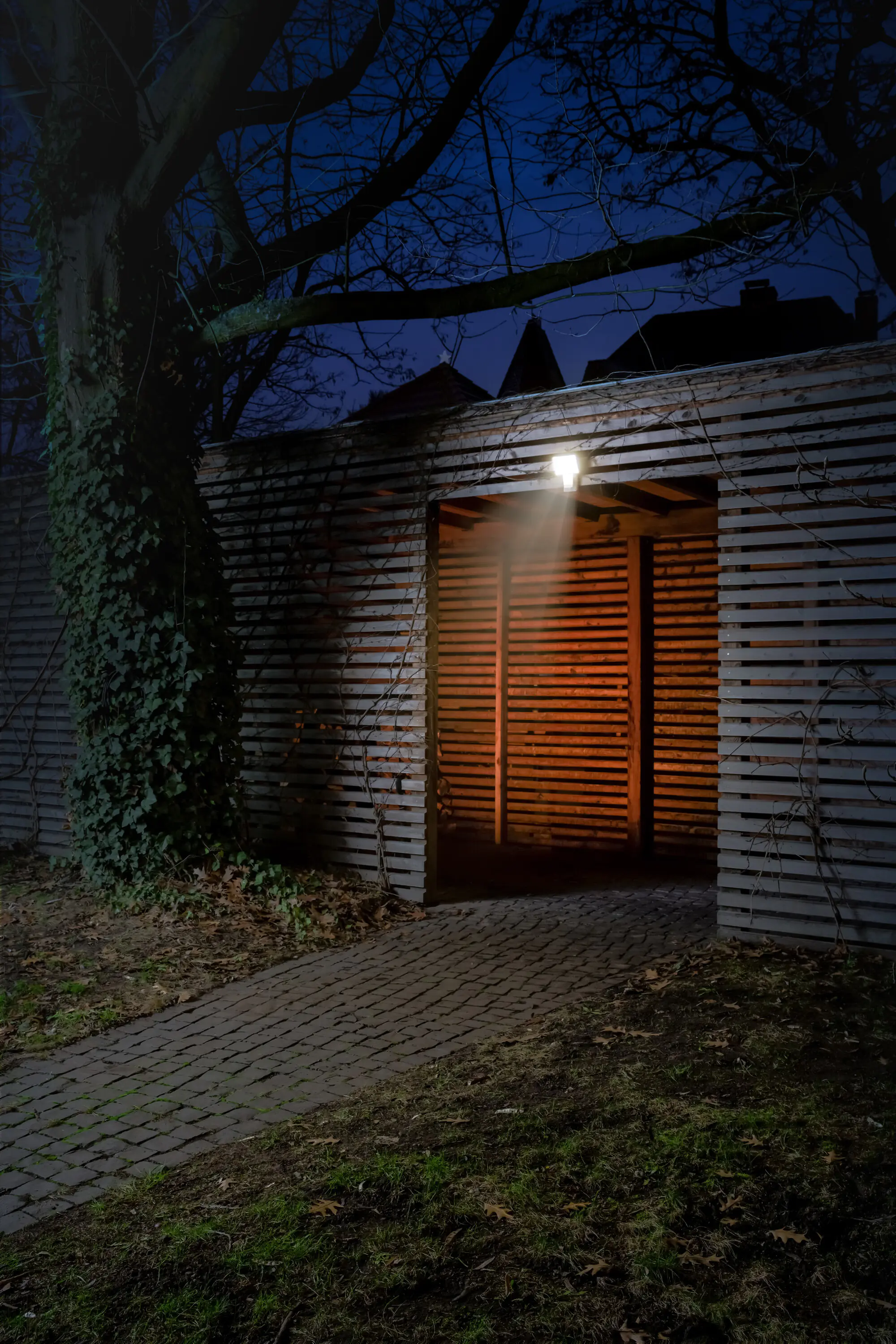 Ledvance LED Außenleuchte Endura Pro Flood Sensor weiß