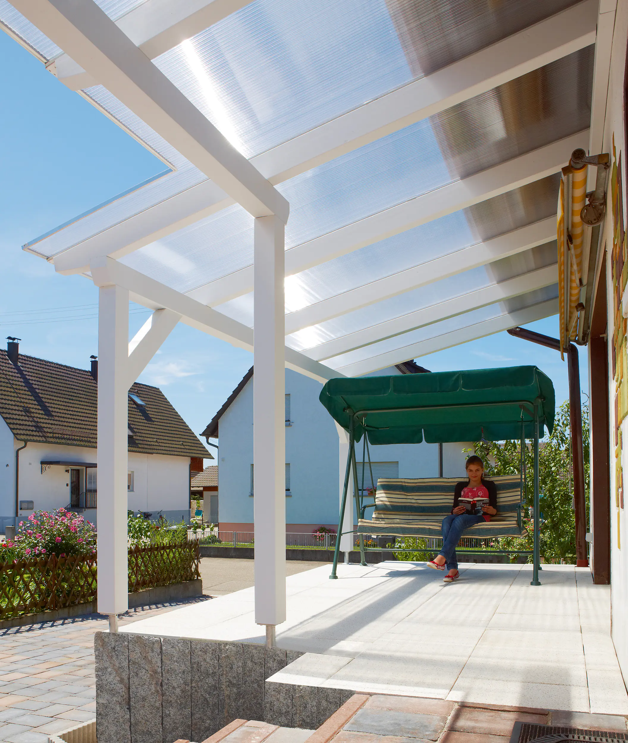 Gutta Polycarbonat-Doppelstegplatte 250 x 98 cm 6 mm klar Gutta Polycarbonat-Doppelstegplatte 250 x 98 cm 6 mm klar