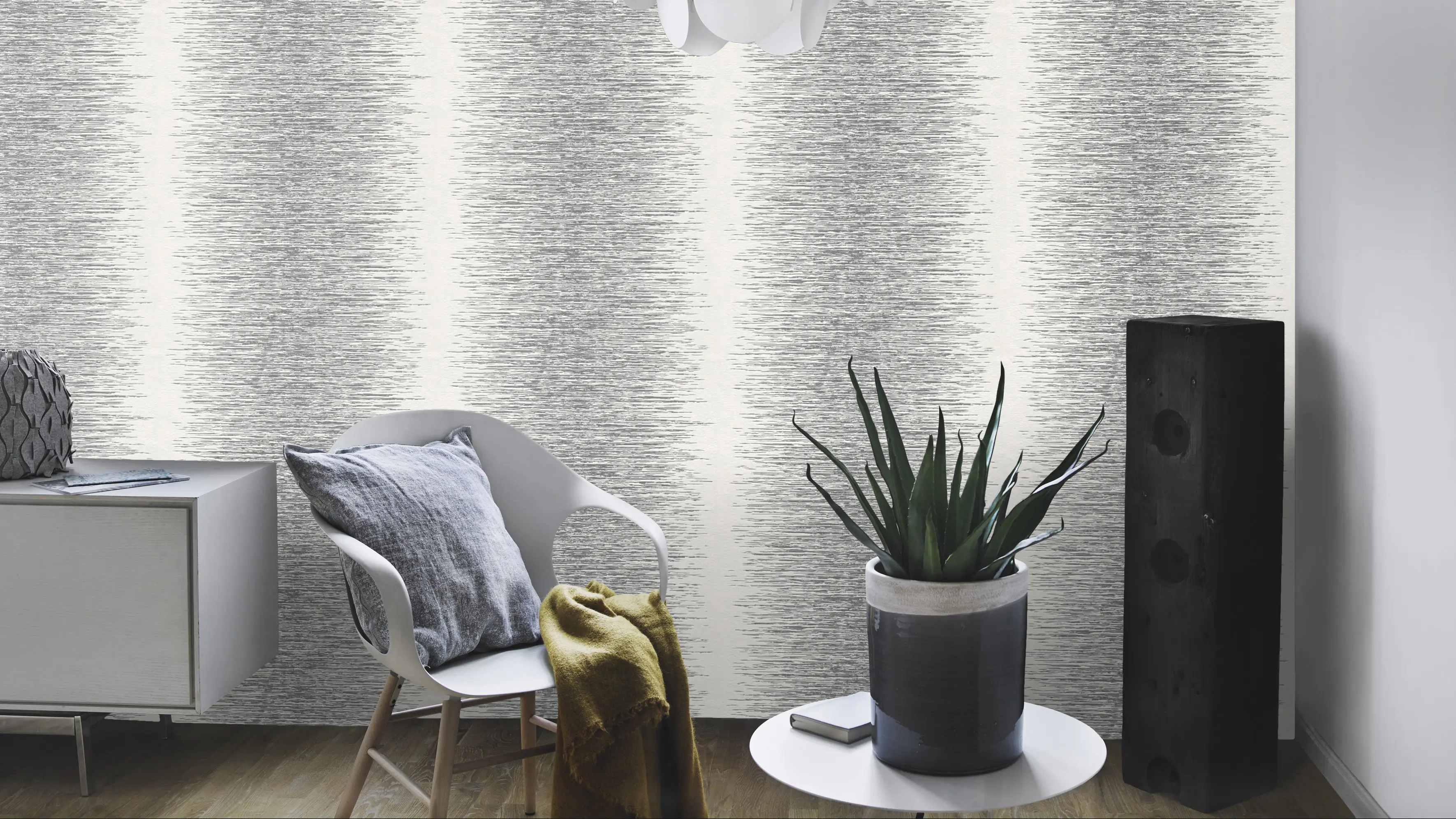 Rasch Vliestapete 413809 Selection grafisch silber 10,05 x 0,53 m Rasch Vliestapete 413809 Selection grafisch silber 10,05 x 0,53 m