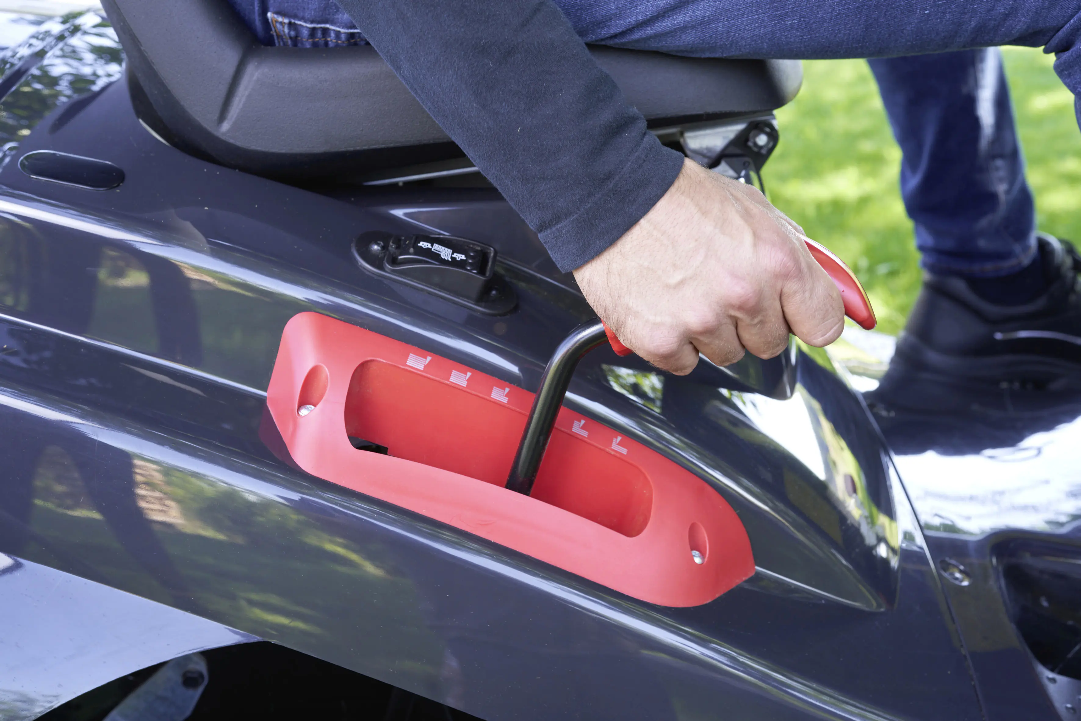 AL-KO Rasentraktor Al-Ko Easy 15-93.2 HDS-A 8,5 kW, 93 cm Schnittbreite