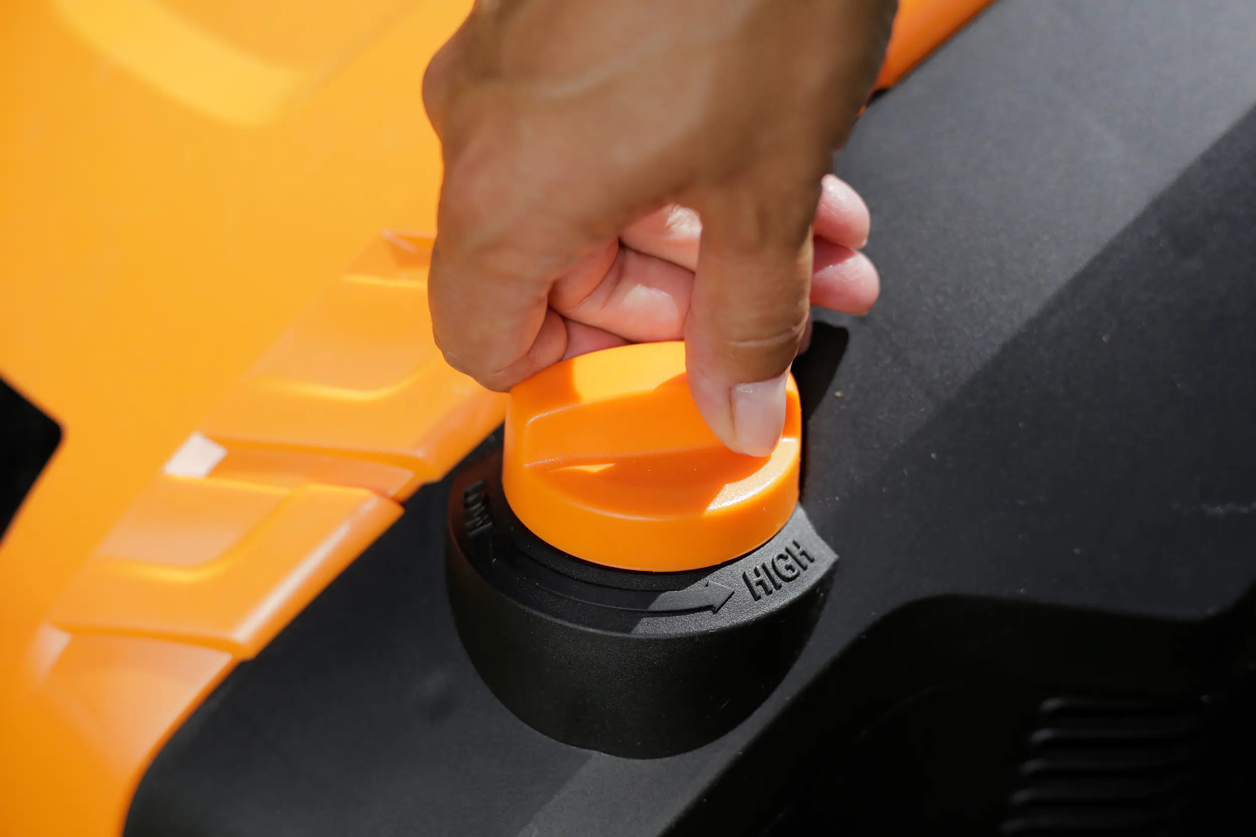 Primaster Elektro-Vertikutierer/Lüfter PMLV 1700 38 cm Arbeitsbreite