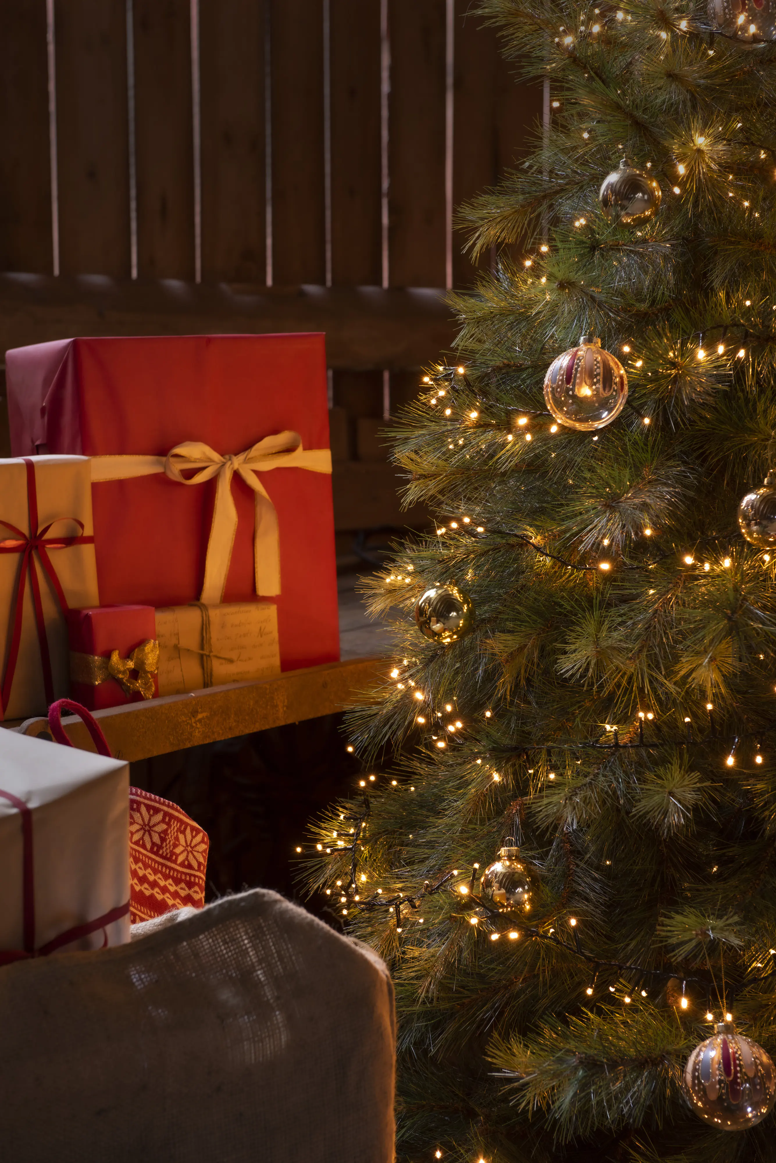 Konstsmide Micro LED Compactlights gefrostet Innen 200 bernsteinfarbene Dioden 7,4 m