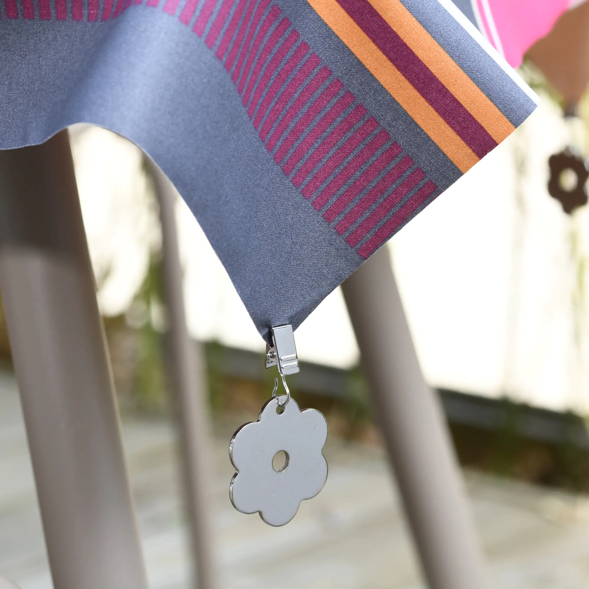 Venilia Tischtuchbeschwerer Blumen mit Klips silber 4 Stück