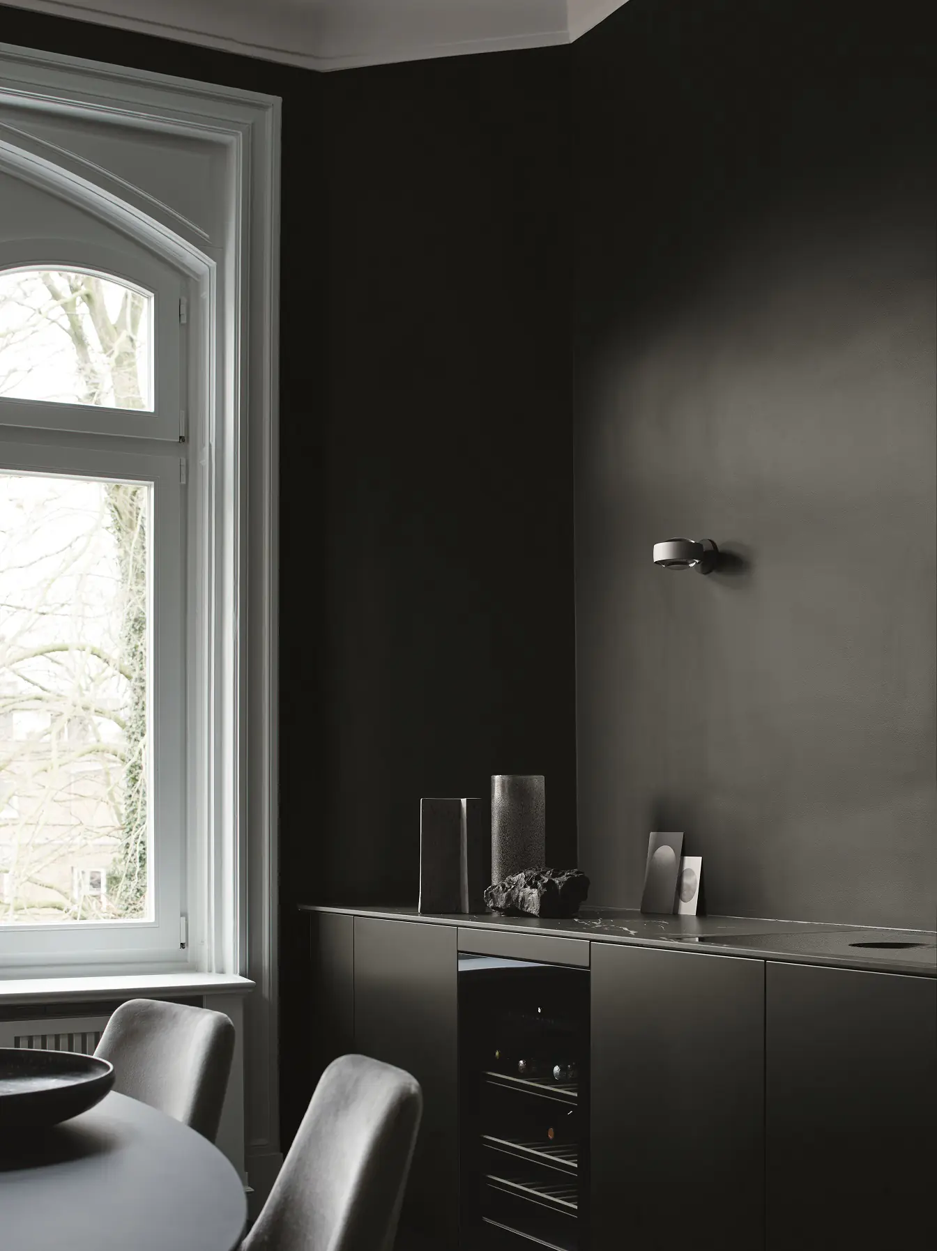 Alpina Feine Farben Wandfarbe No. 33 Stille des Vulkans - mystisches anthrazit 2,5 L