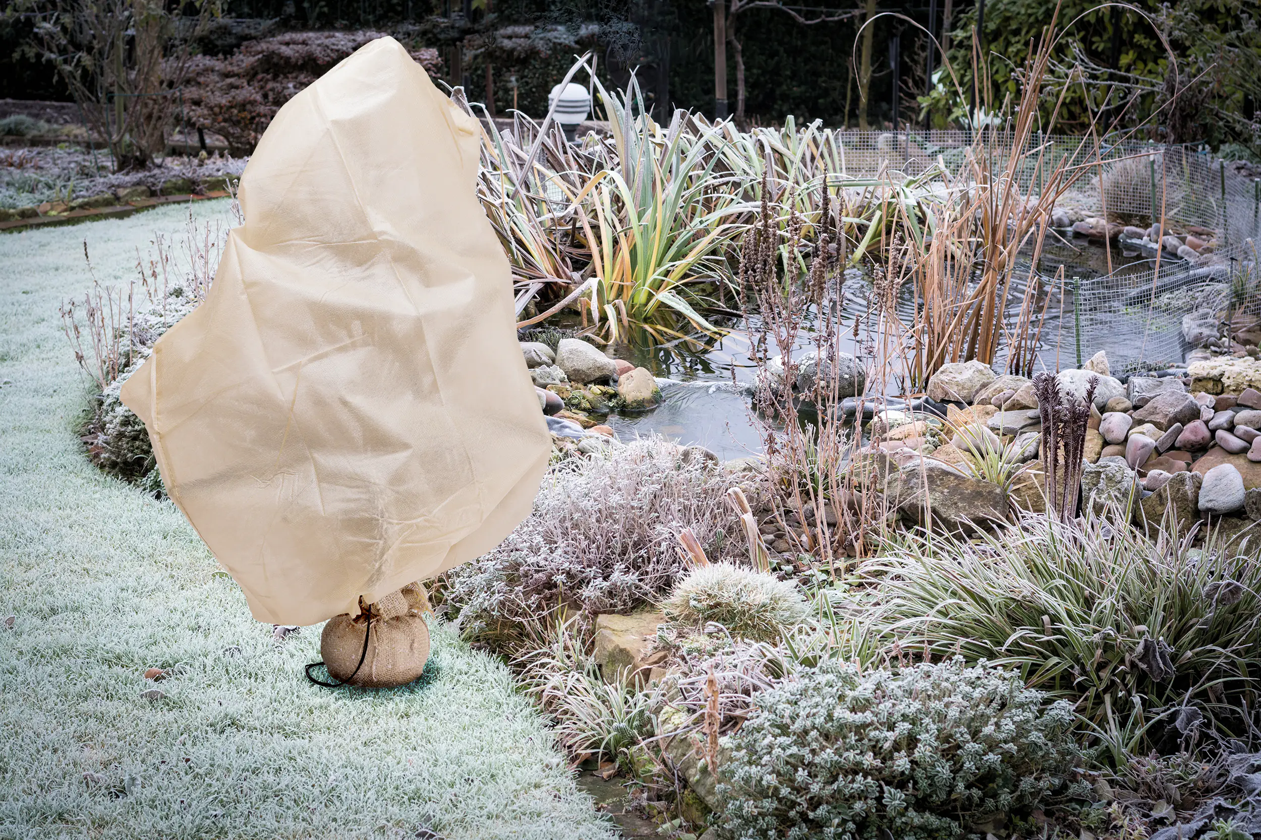 TrendLine Wintervlies Schutzhaube 80 x 100 cm TrendLine Wintervlies Schutzhaube 80 x 100 cm