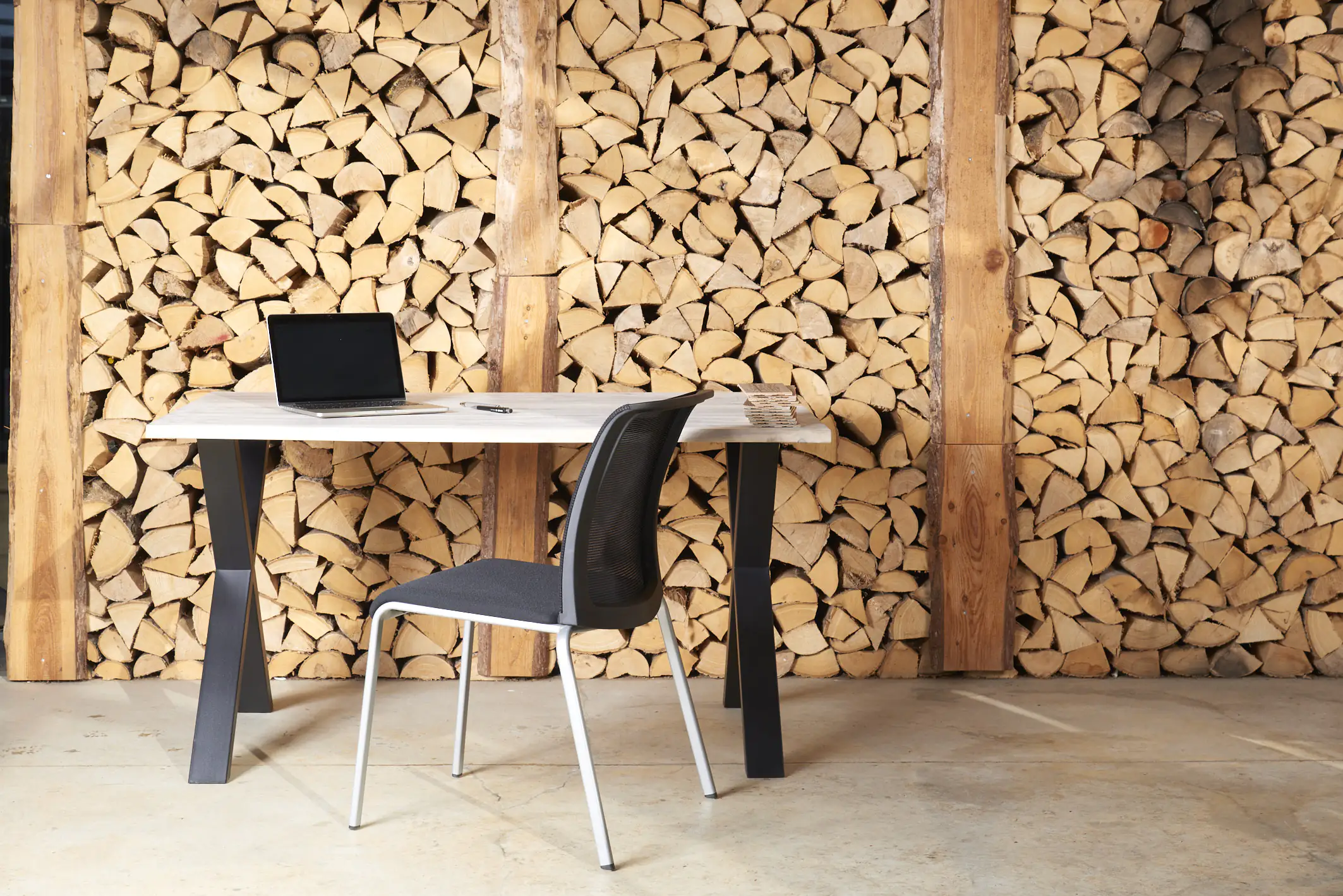 Tisch-Set "Live Edge" Akazie 200 x 90 cm x 38 mm inkl. Tischbeine X-Form