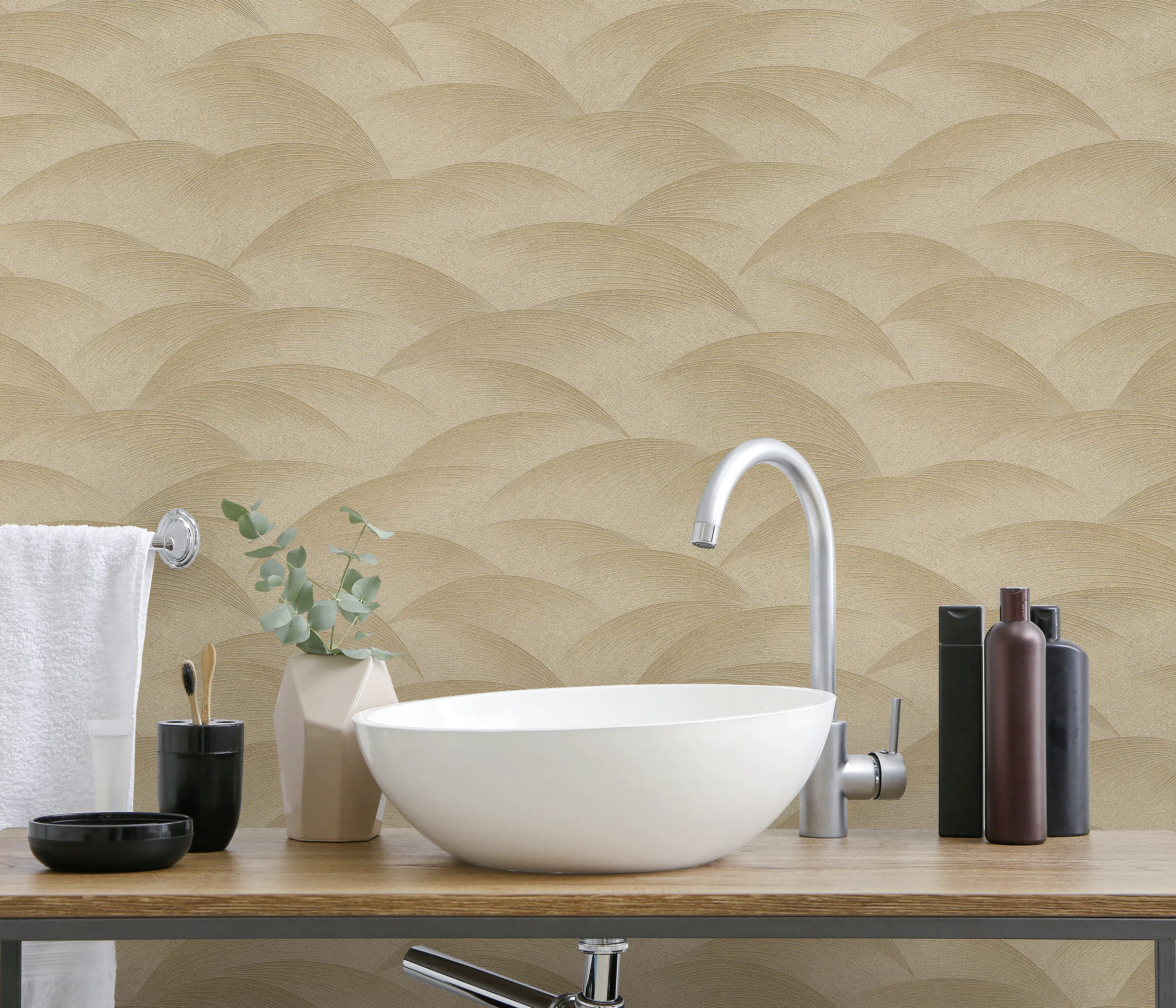 Erismann Vliestapete 10372-30 Fashion for Walls 4 grafisch gold 10,05 x 0,53 m Erismann Vliestapete 10372-30 Fashion for Walls 4 grafisch gold 10,05 x 0,53 m