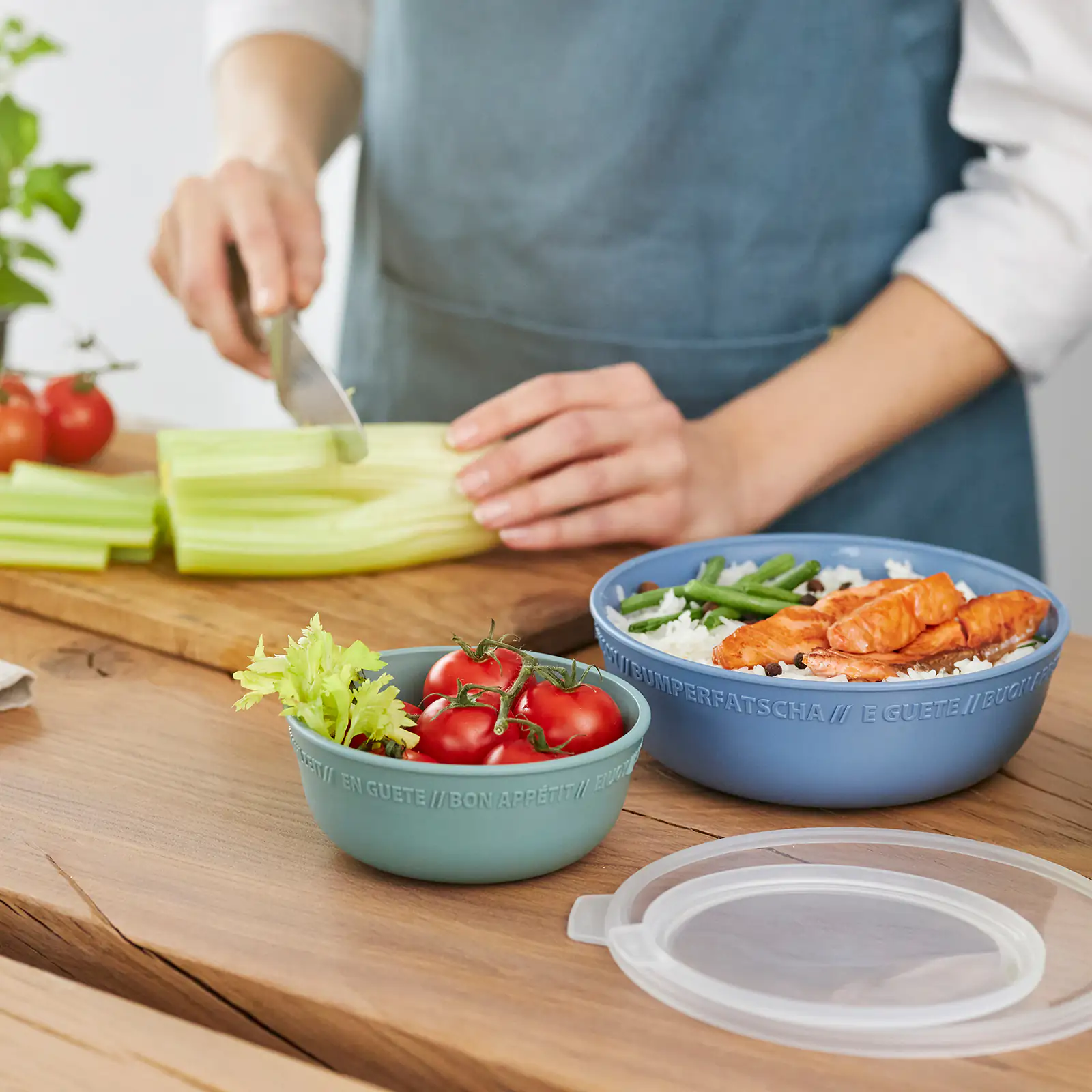 Rotho Schüssel mit Deckel 1,02 L Tresa mistletoe weiß