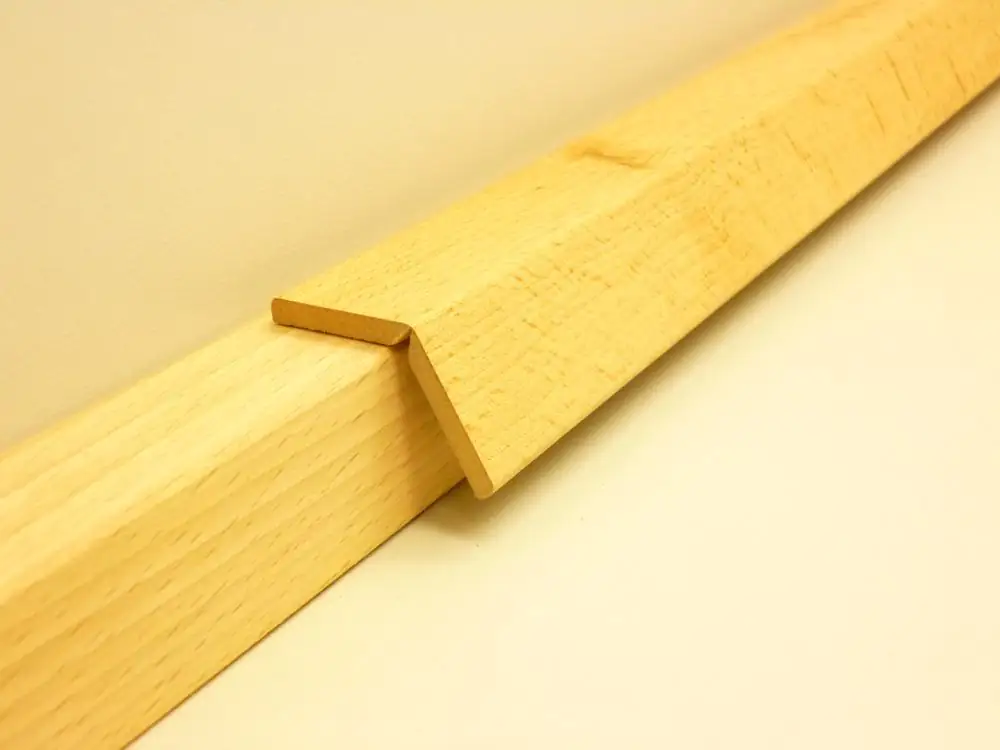 B.S. Bauprogramm Knickwinkelleiste 260 cm 28 x 28 mm Livorno Buche geplankt