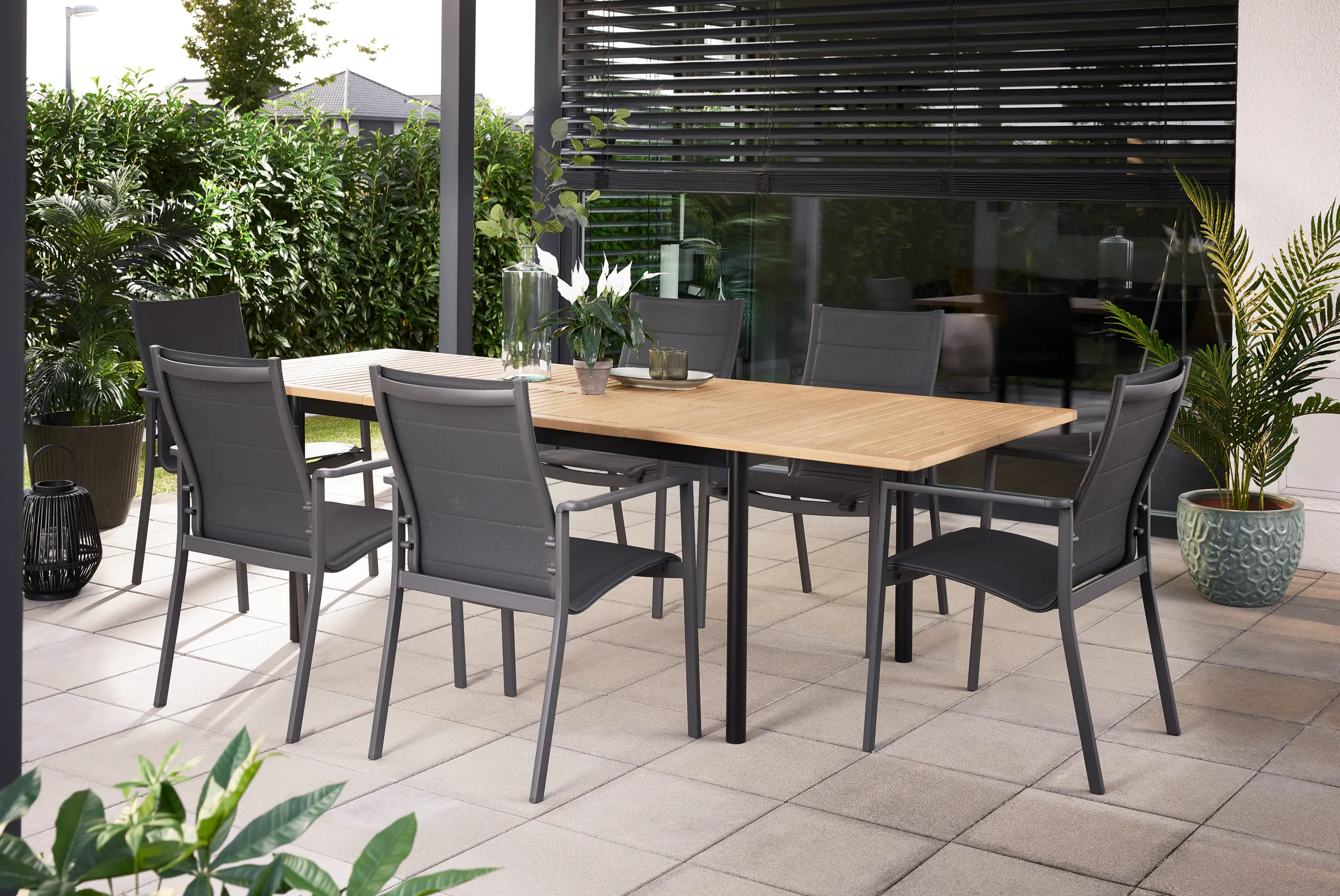 Primaster Gartentisch Vasto 180 x 100 cm ausziehbar bis 2,40 m Eukalyptusholz/Aluminium