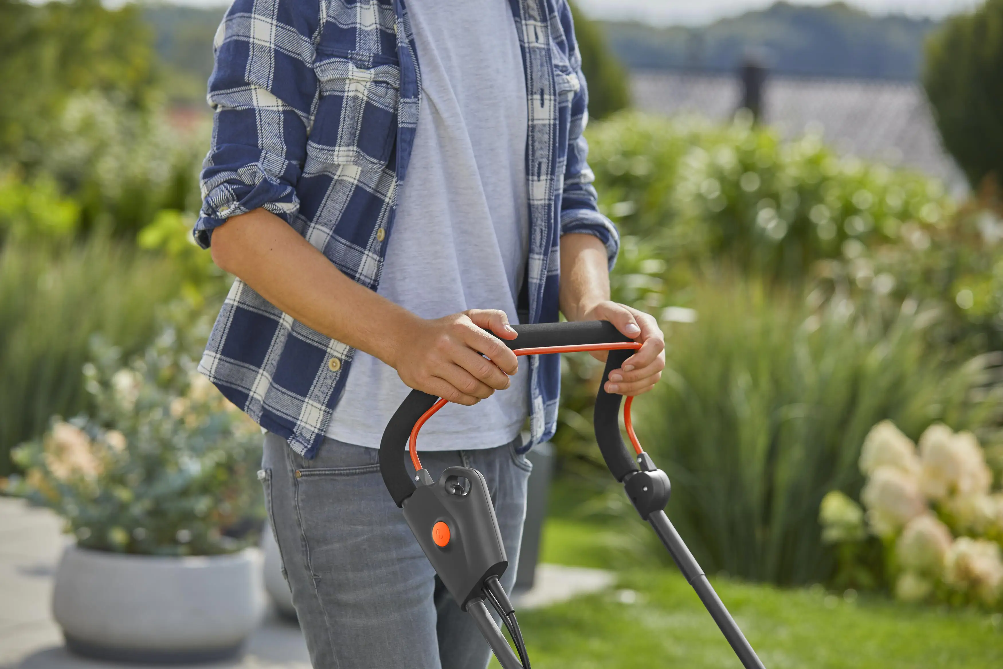 Gardena Elektro Rasenmäher PowerMax 1800/37 G2 37 cm Schnittbreite