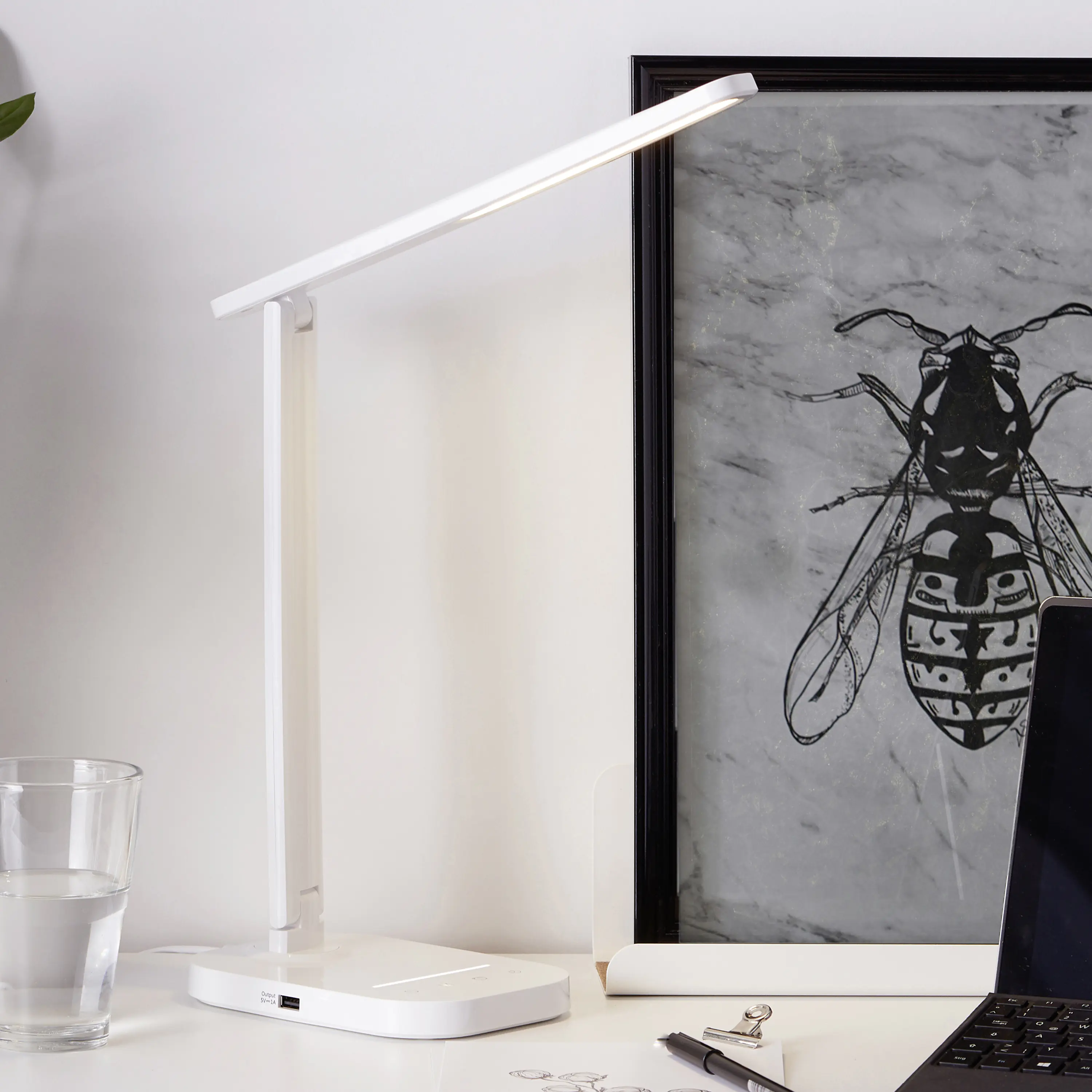 Brilliant LED Tischleuchte Vicari 33,3 x 12 cm 6 W dimmbar Brilliant LED Tischleuchte Vicari 33,3 x 12 cm 6 W dimmbar