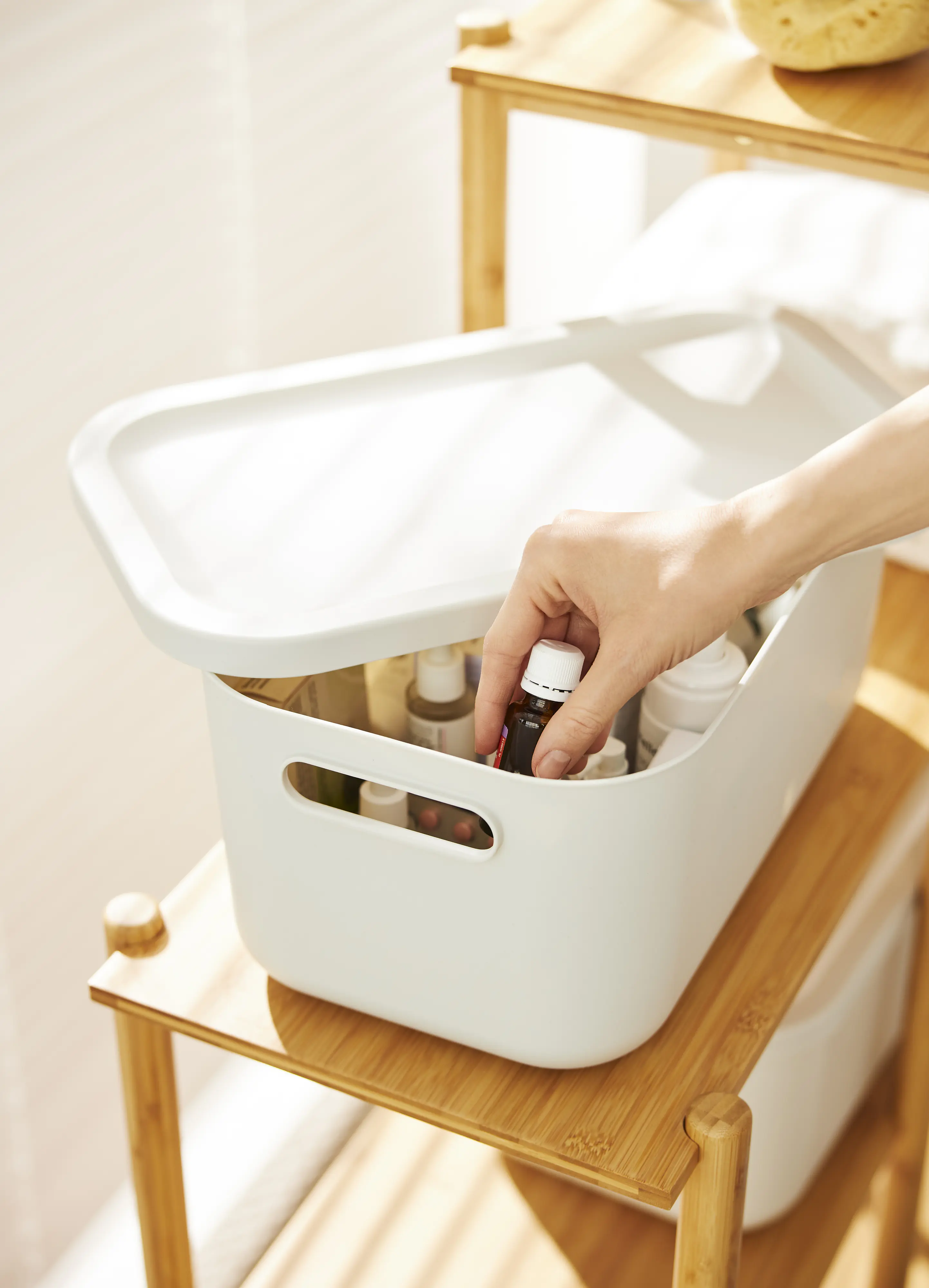 Rotho Aufbewahrungsbox 12 L Albula weiß inkl. Deckel 