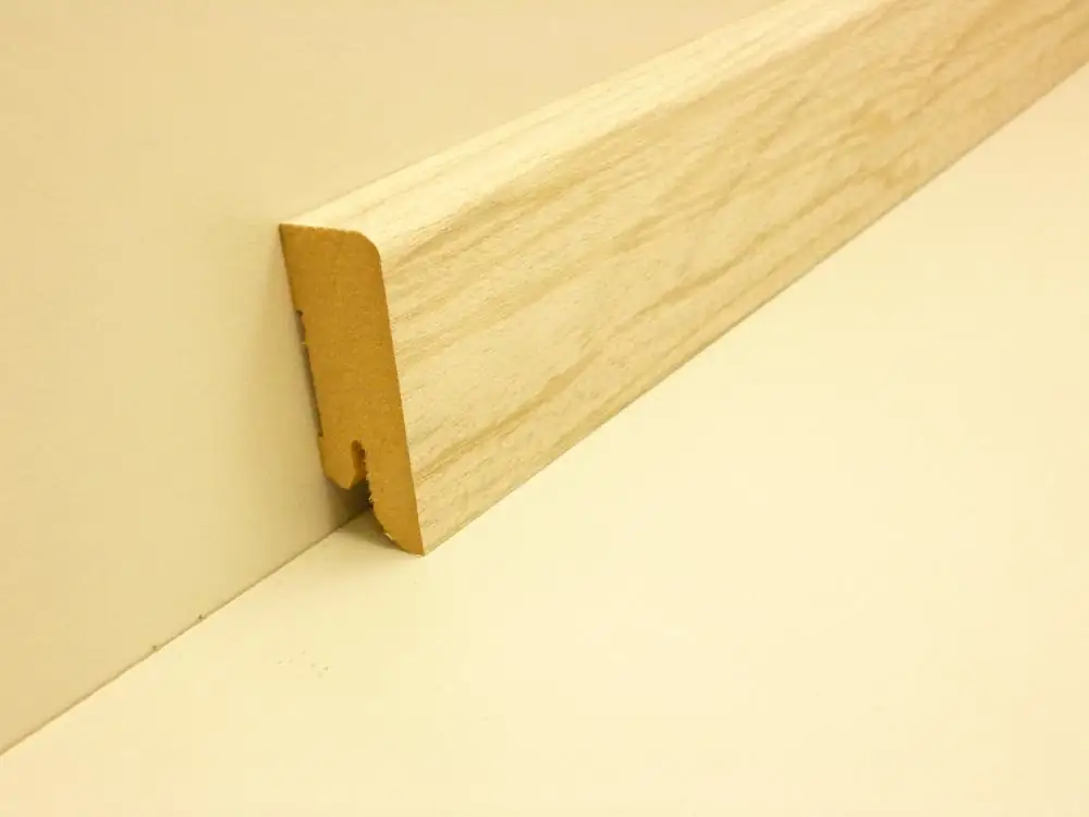 B.S. Bauprogramm Clip-Sockelleiste 250 cm 50 x 18 mm Esche grau B.S. Bauprogramm Clip-Sockelleiste 250 cm 50 x 18 mm Esche grau