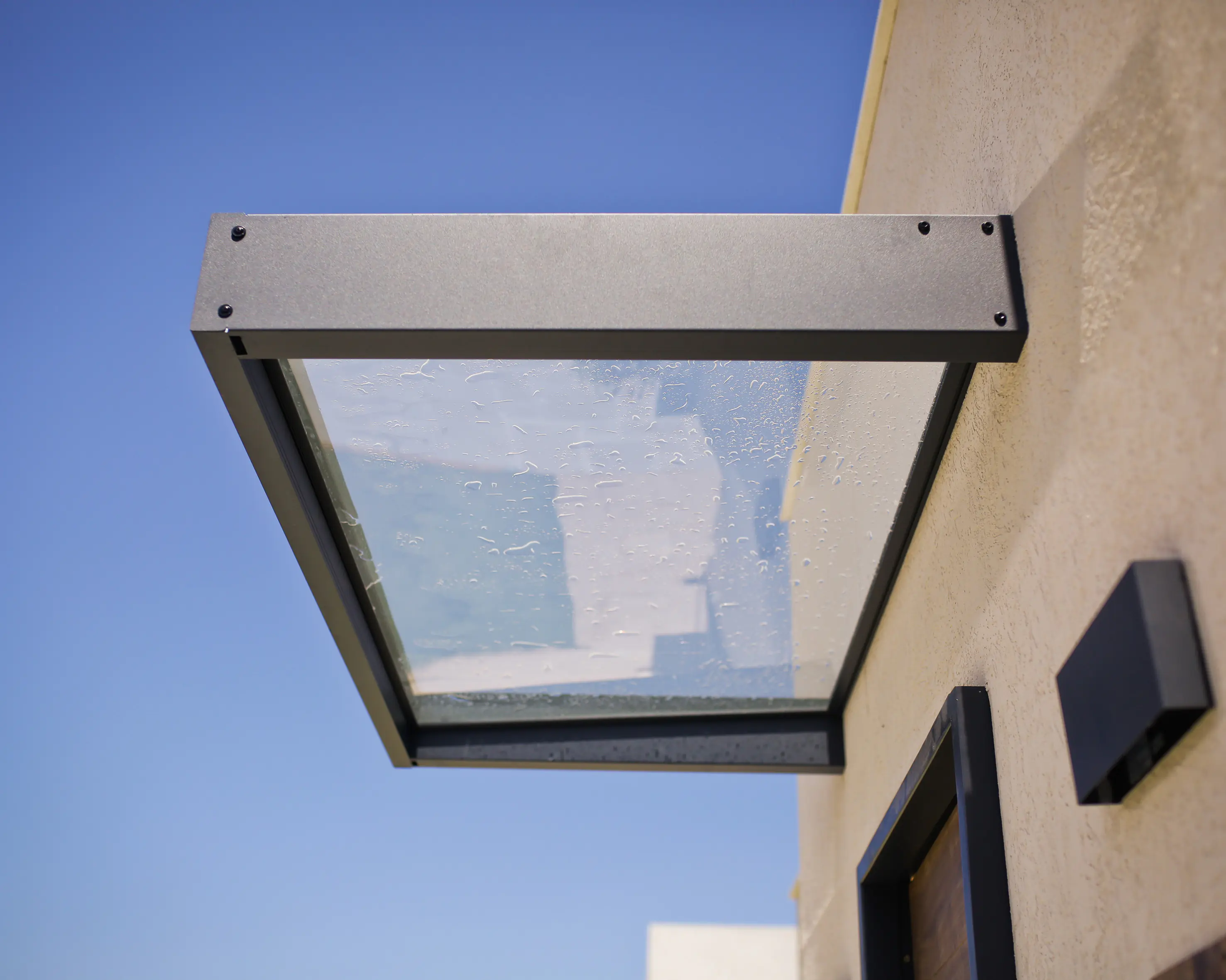 Canopia Vordach Sophia 1600 Grau Alu 160 x 95 cm Canopia Vordach Sophia 1600 Grau Alu 160 x 95 cm