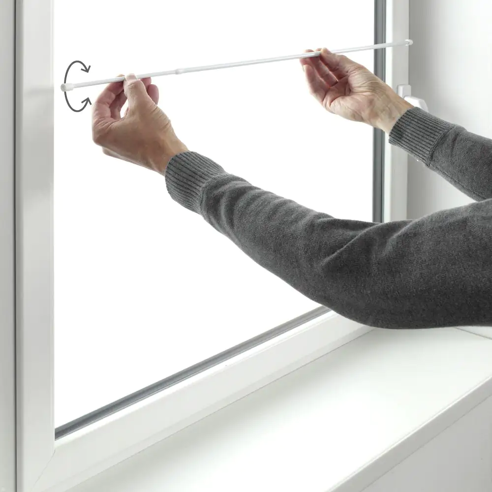 Gardinia Klemmstange weiß, Ø 8 mm, ausdrehbar 45 - 65 cm Gardinia Klemmstange weiß, Ø 8 mm, ausdrehbar 45 - 65 cm