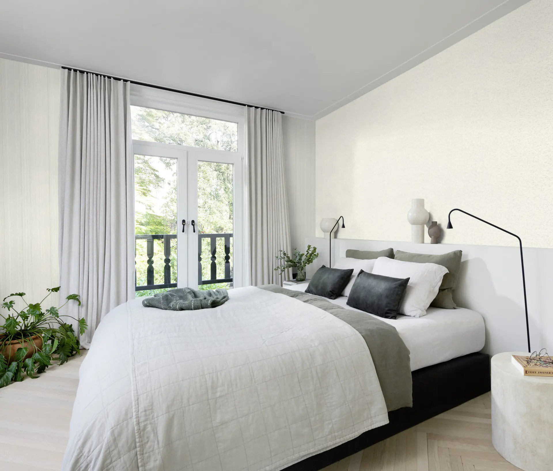 Rasch Vliestapete 642124 Selection Streifen weißsilber 10,05 x 0,53 m