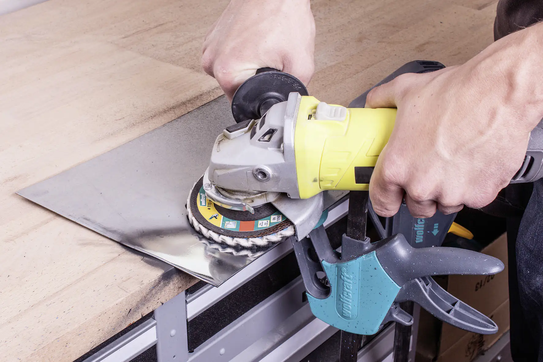 Wolfcraft Schleiflamellenteller Ø 115 x 22,23 mm mit Filz