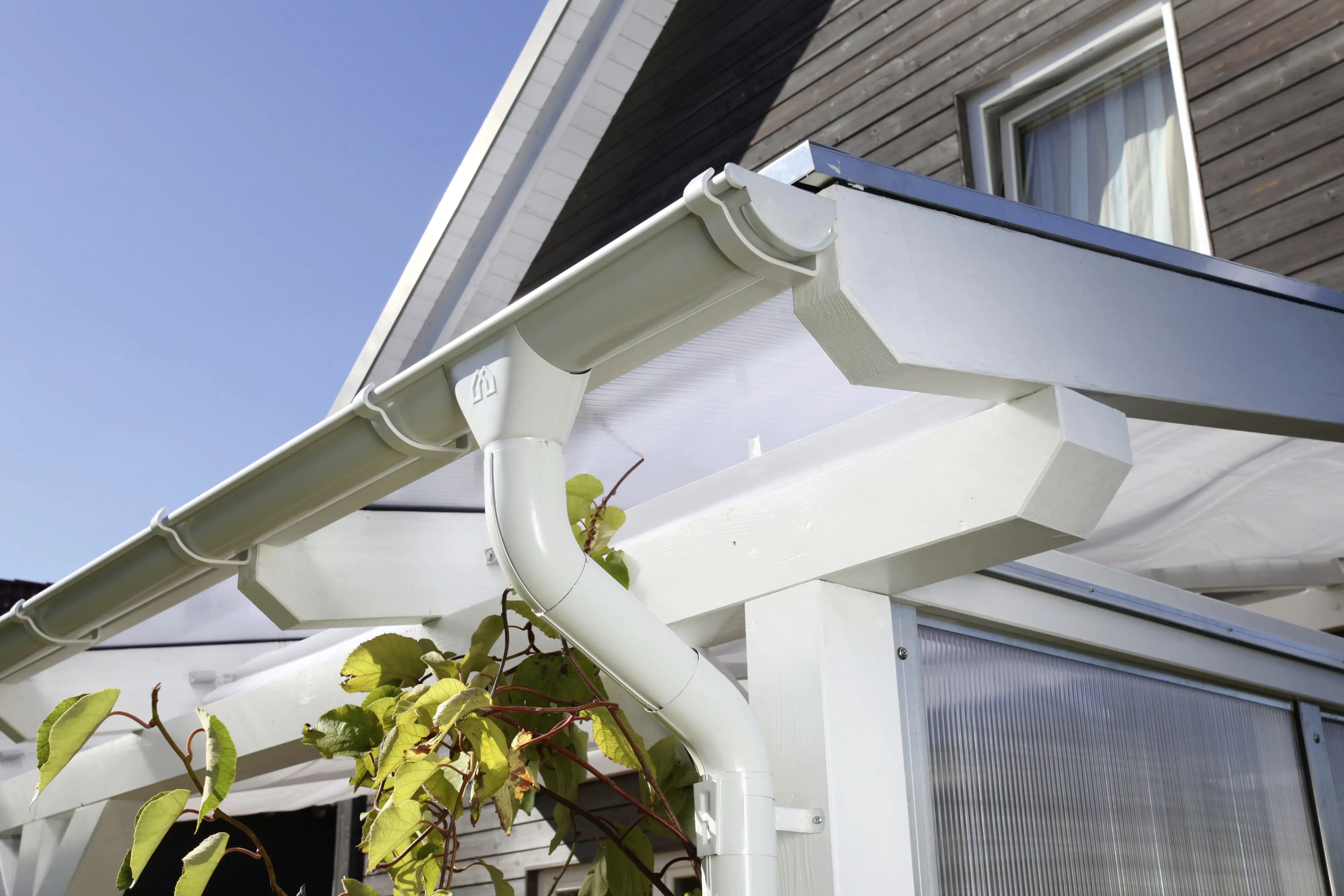 SKAN HOLZ Regenrinnen-Set 919 cm Stahl verzinkt u. weiss