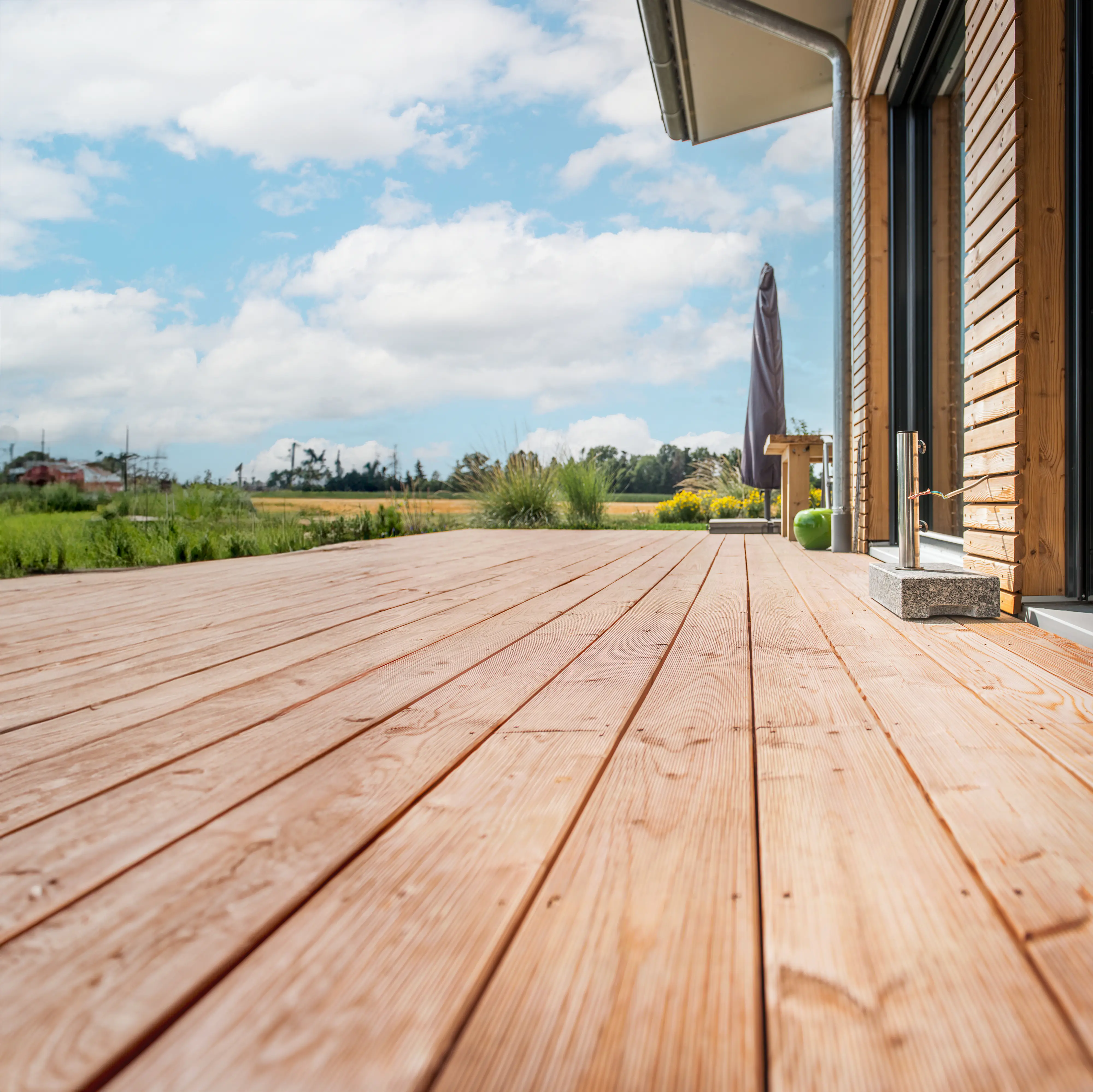 Terrassendiele Douglasie 250 x 14,5 x 2,8 cm Stegprofil/grob unbehandelt